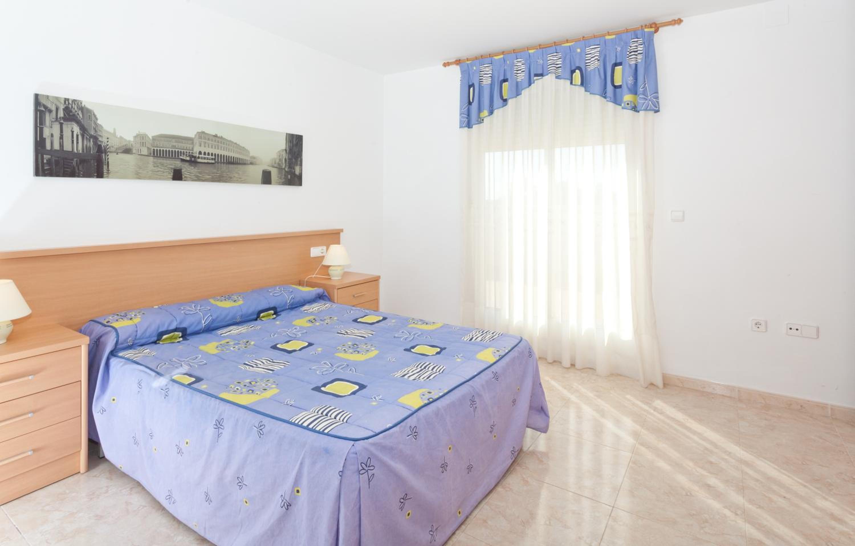 Superior Two-Bedroom Apartment with Parking (8 Adults) photo 3