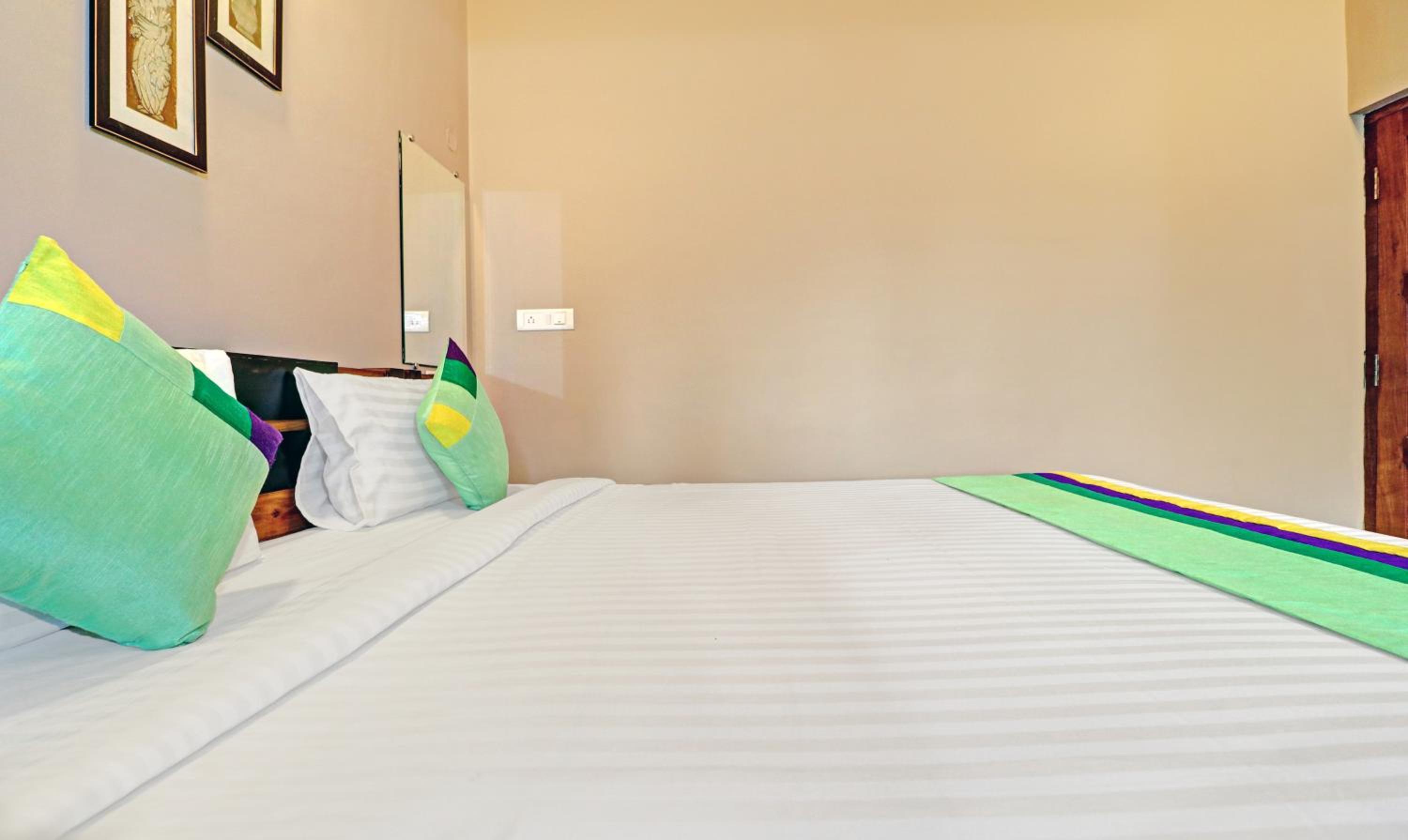 Standard Room - Photo 9