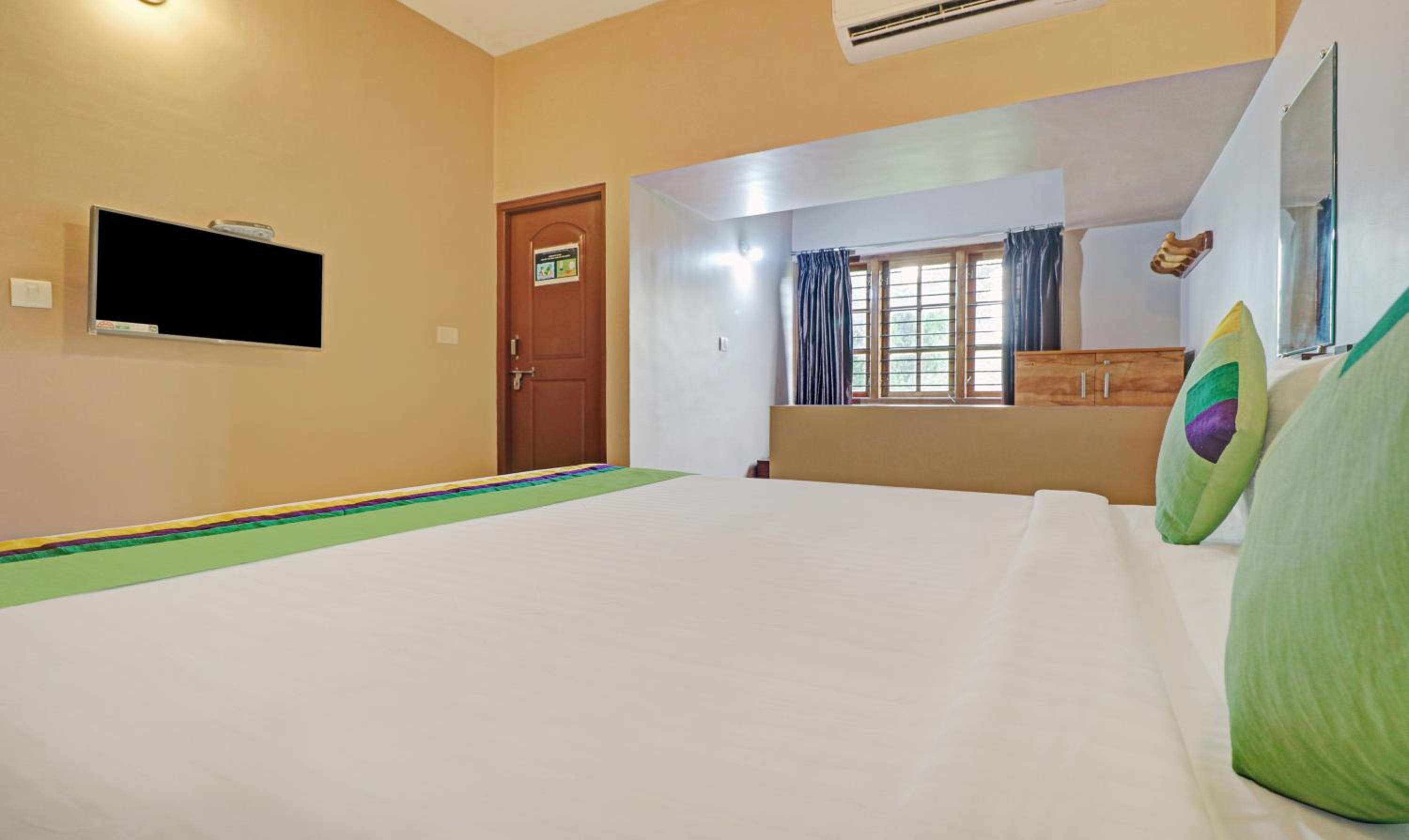 Standard Room - Photo 10