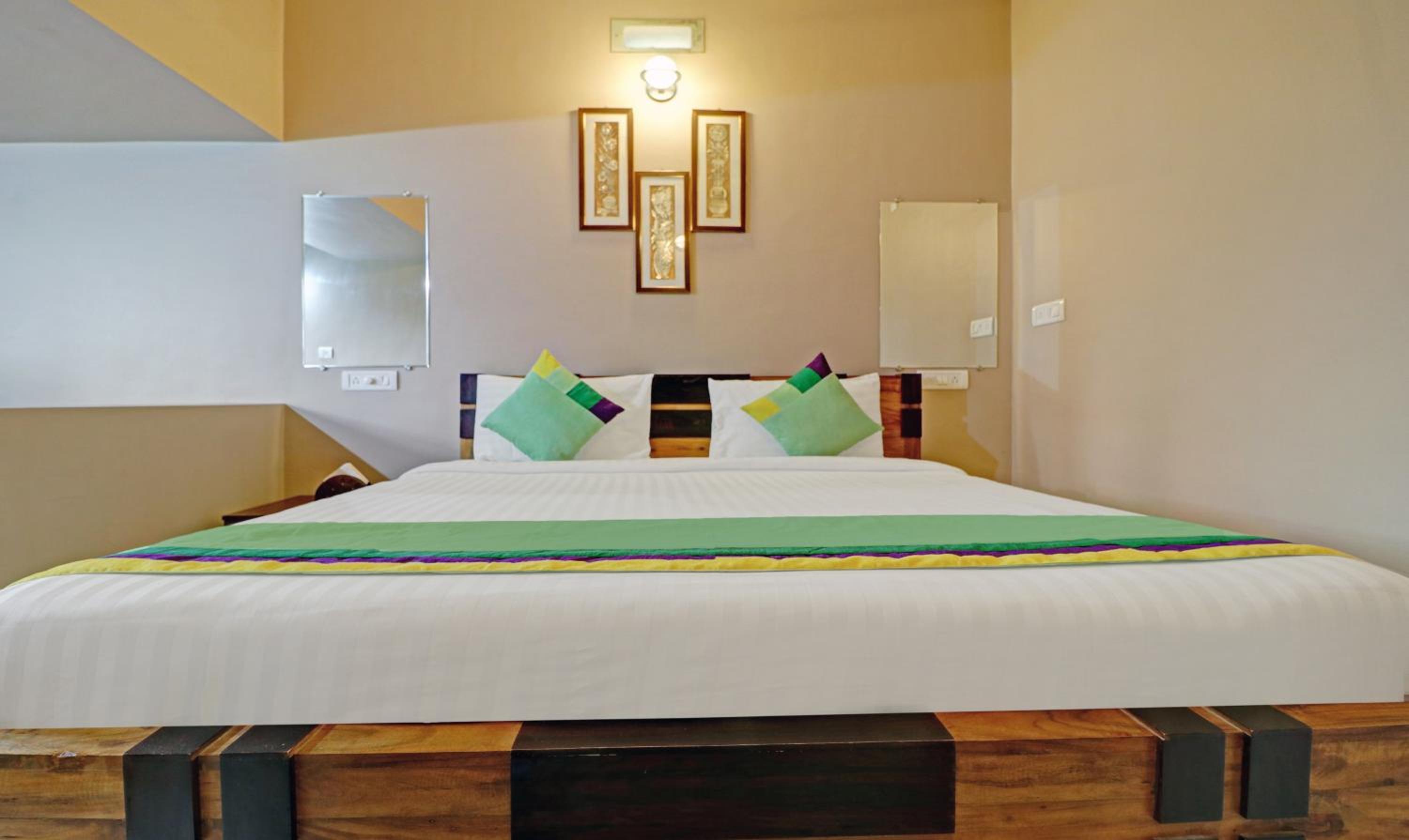 Standard Room - Photo 11
