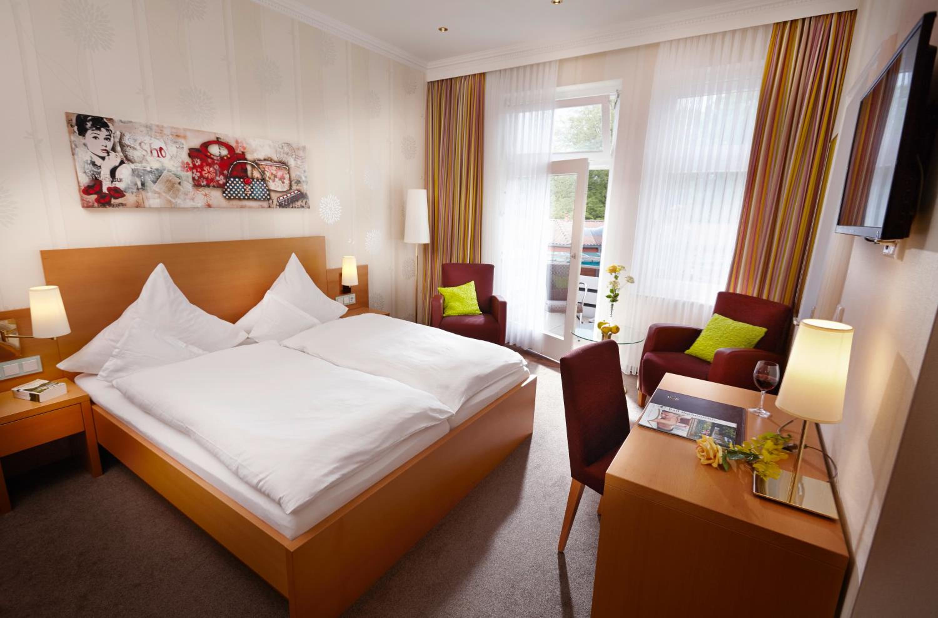 Classic Double Room with Balcony photo 1