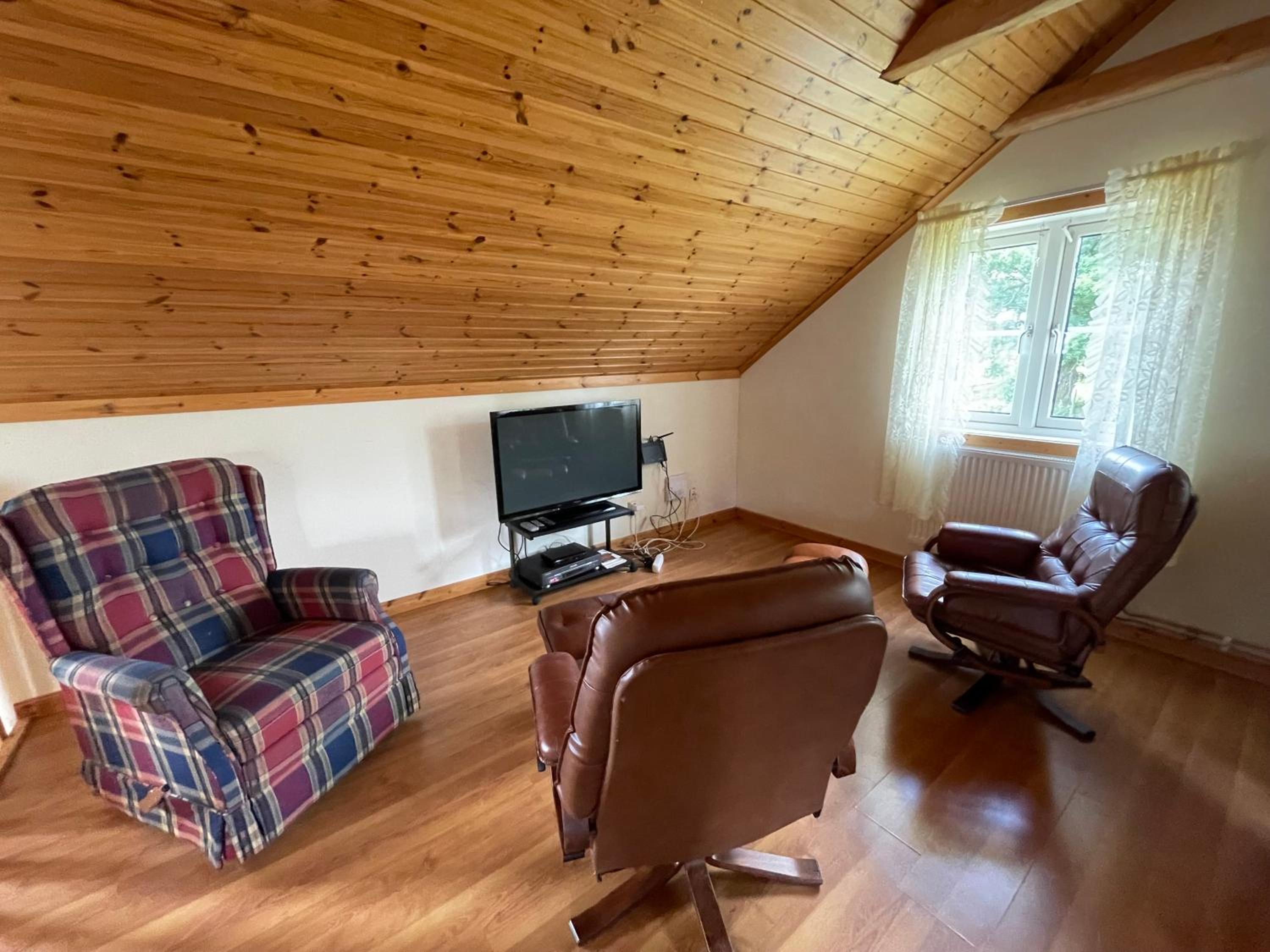 Four-Bedroom House - Photo 17