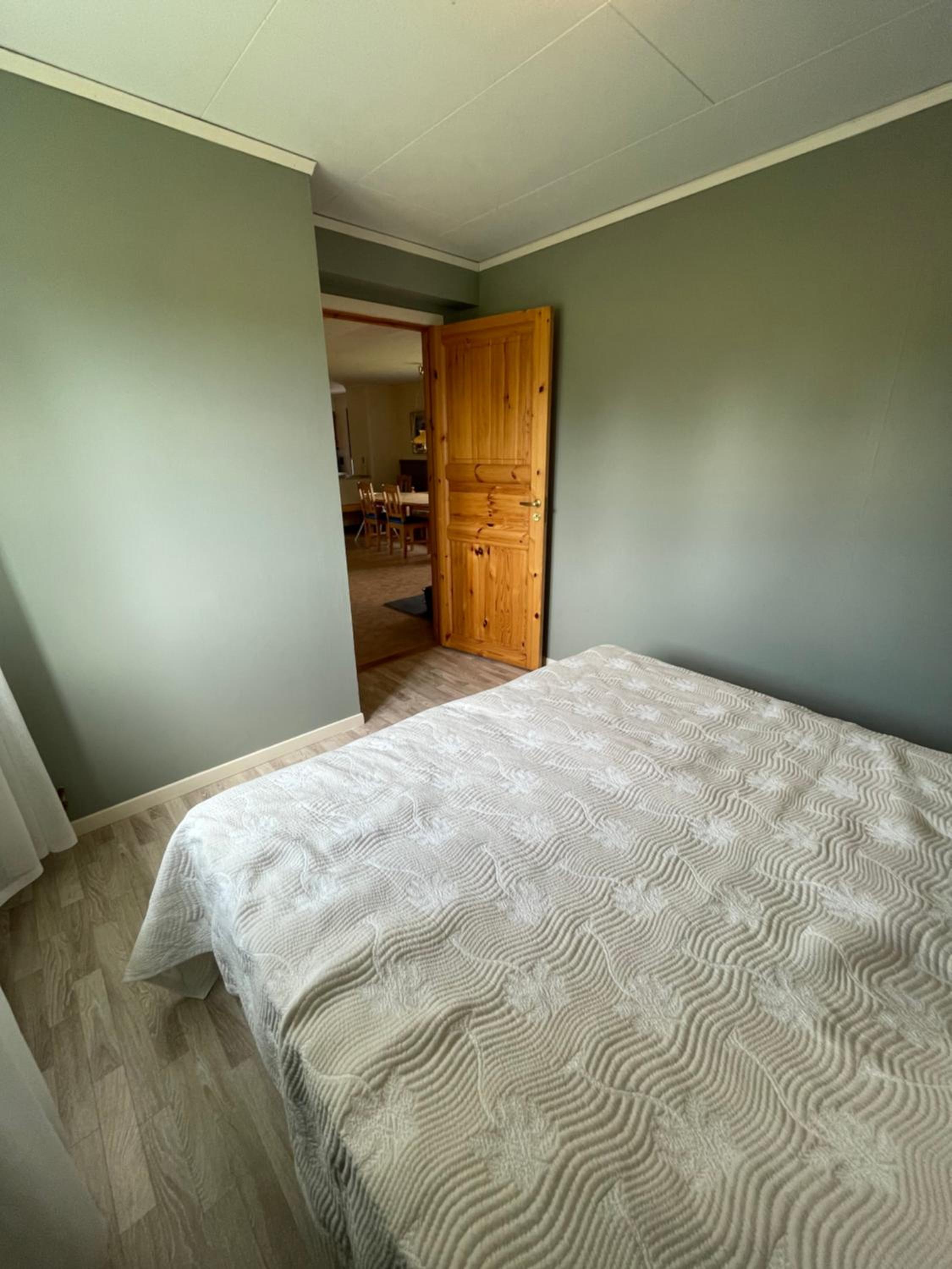 Four-Bedroom House - Photo 25