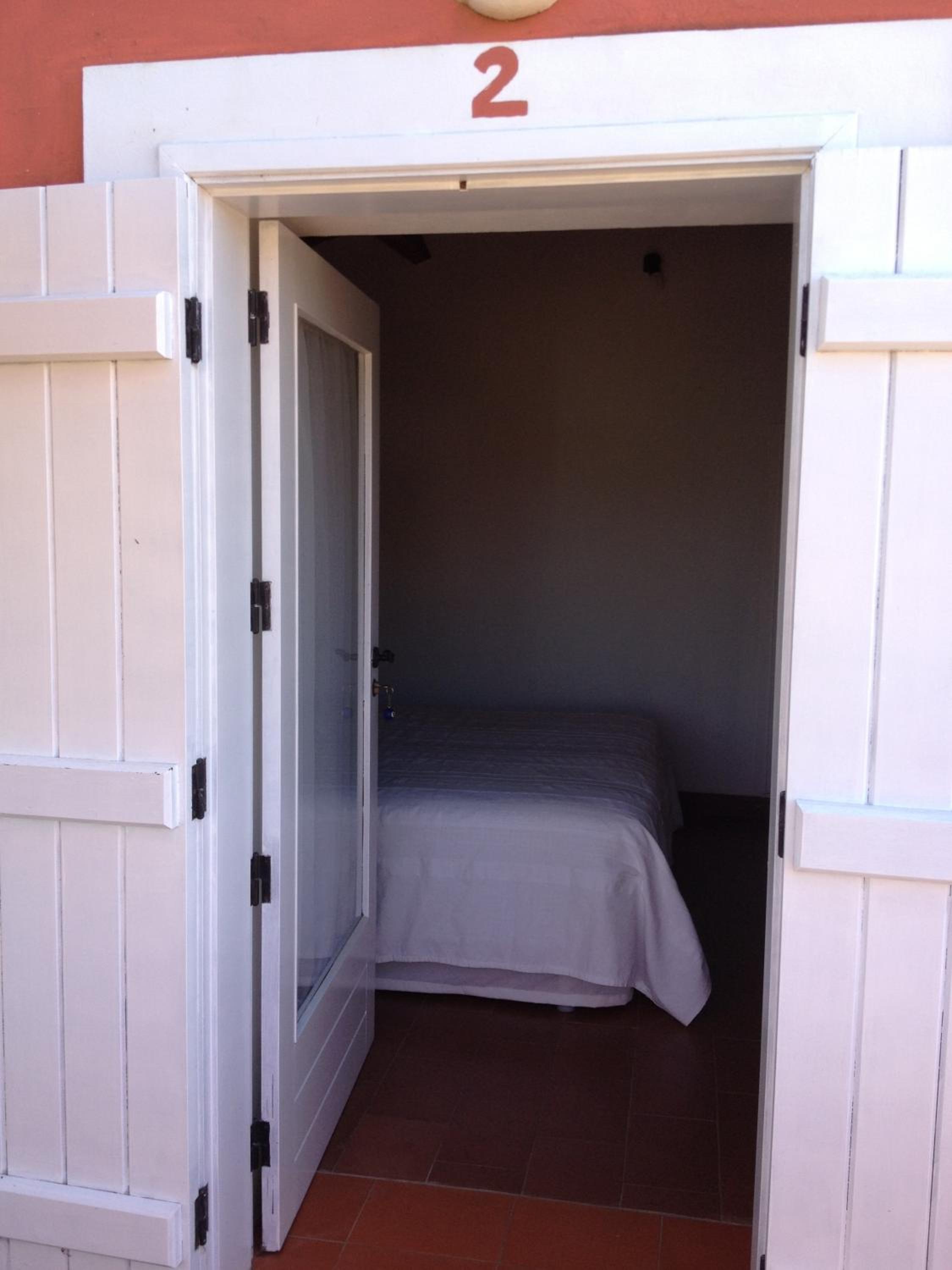Standard Double Room with Fan - Photo 2