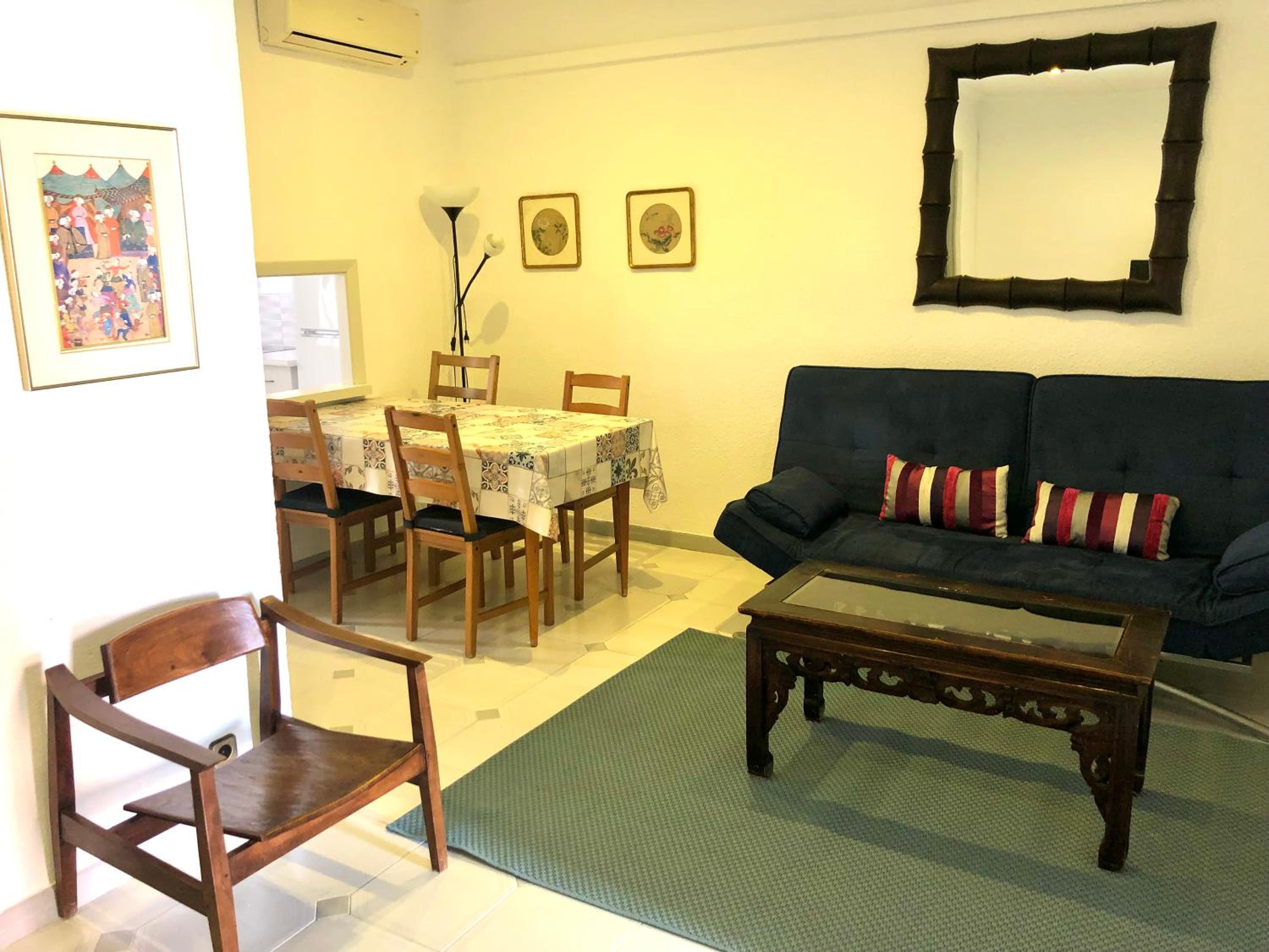 Two-Bedroom Apartment with Terrace (1-4 Adults) photo 3