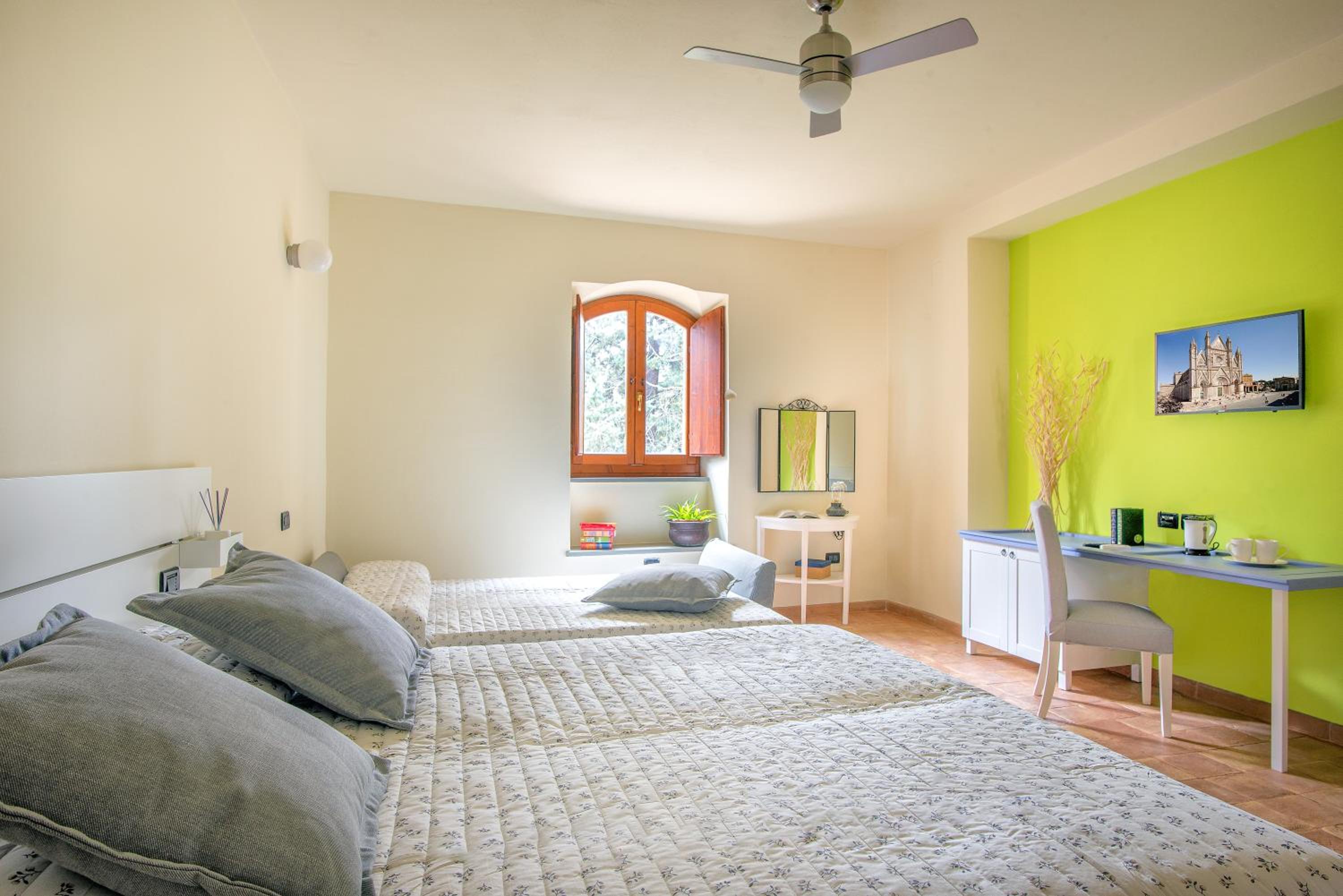 Triple Room with Garden View - Photo 1