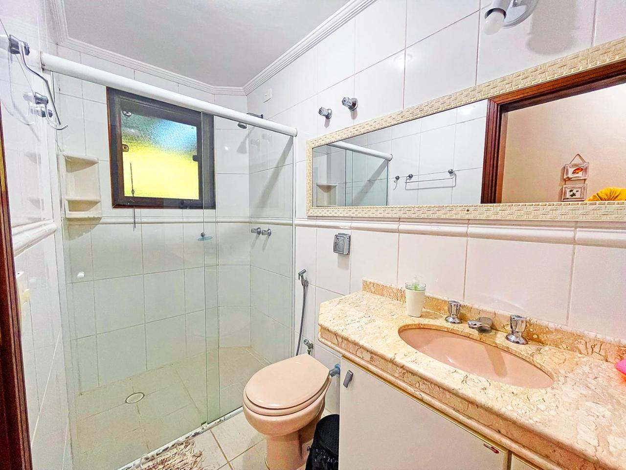 Three-Bedroom House photo 3