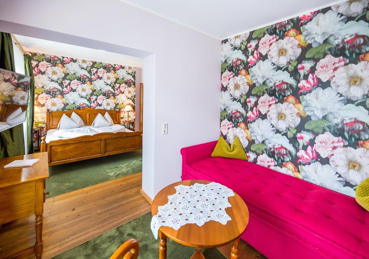 Suite with Garden View photo 1