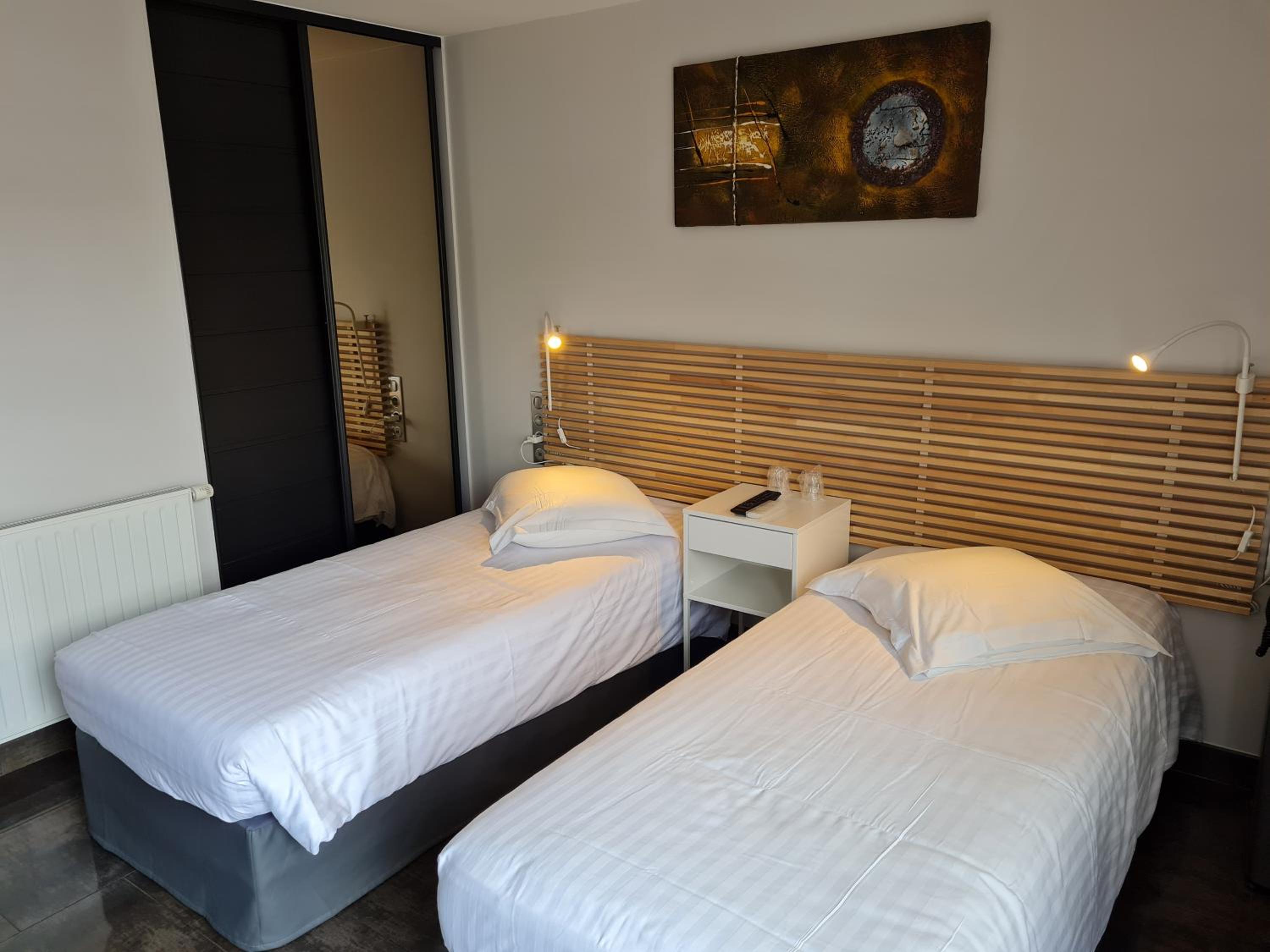 Double Room - Disability Access - Photo 1