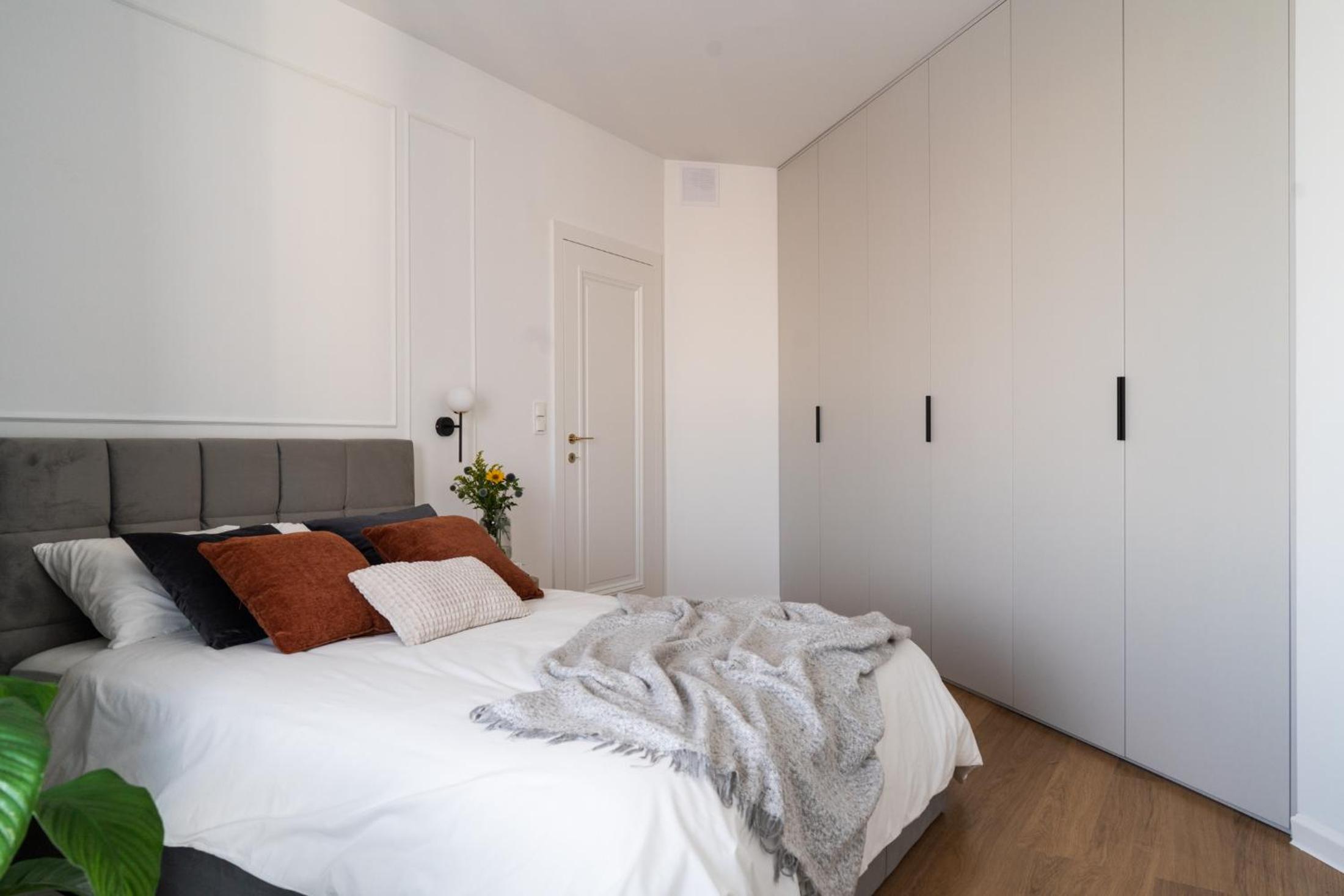 One-Bedroom Apartment - Photo 24