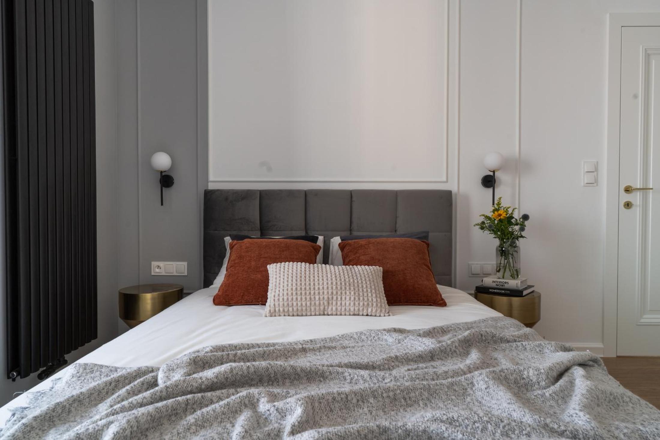 One-Bedroom Apartment - Photo 21