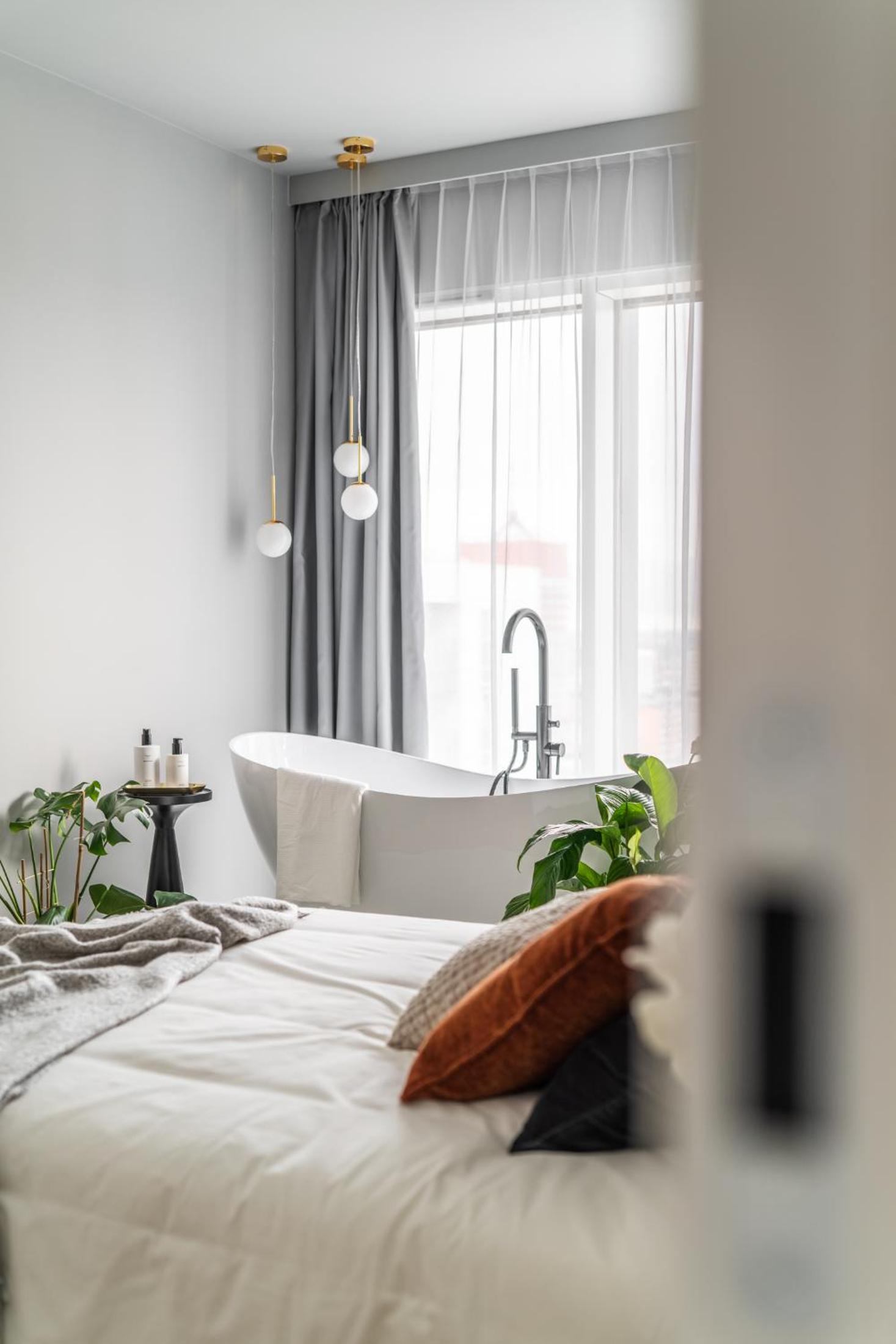 One-Bedroom Apartment - Photo 3