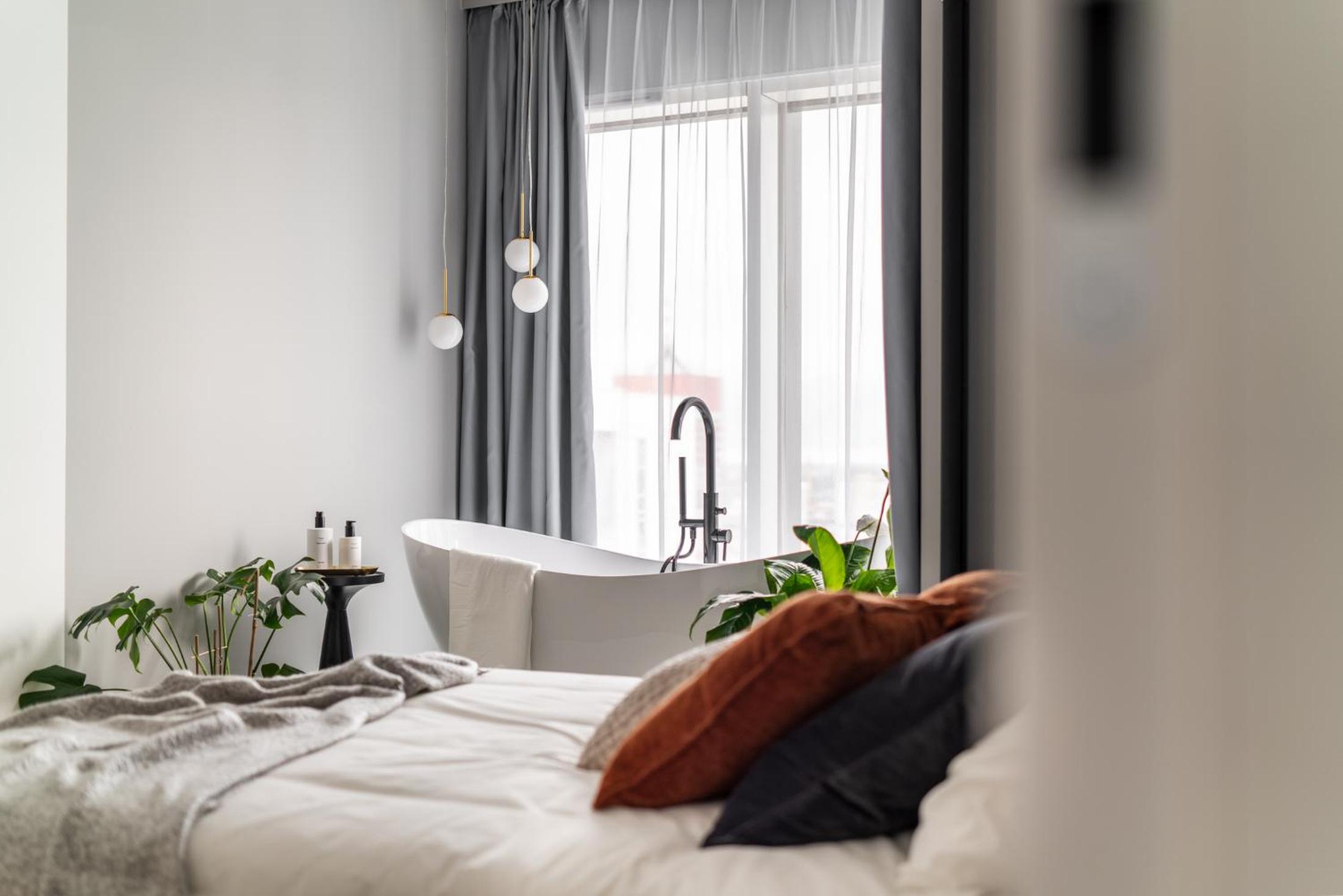 One-Bedroom Apartment - Photo 18