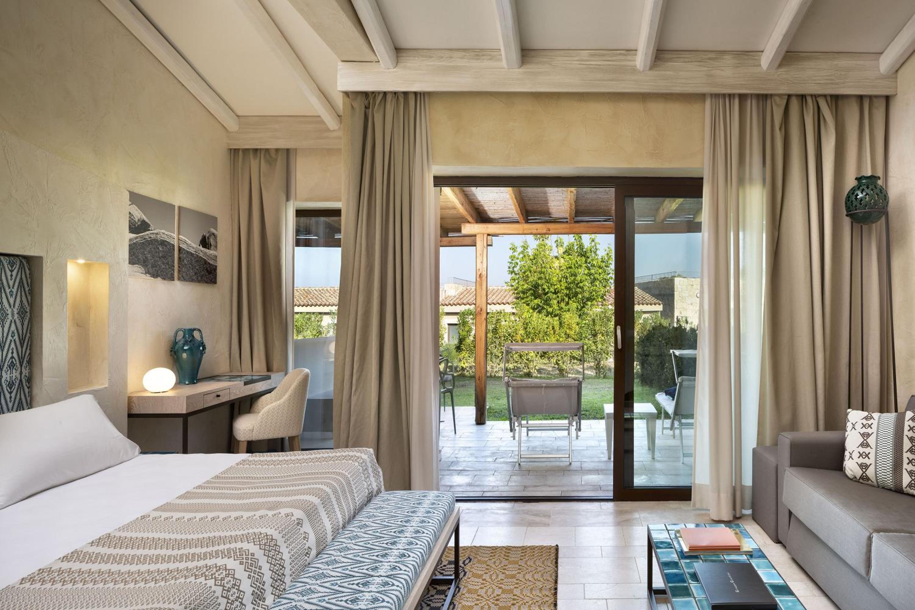 Junior Suite - Photo 1