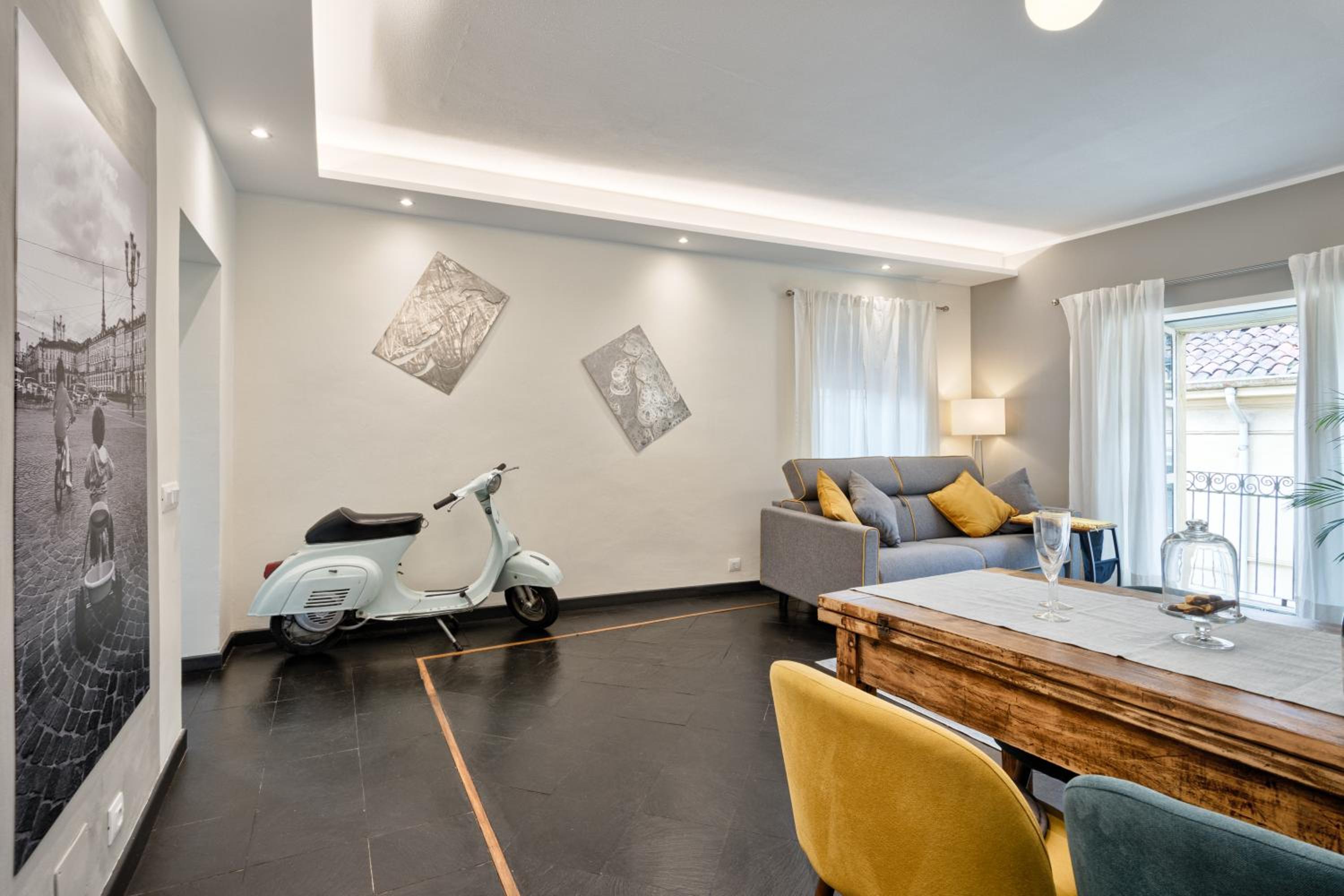 One-Bedroom Apartment - Photo 1