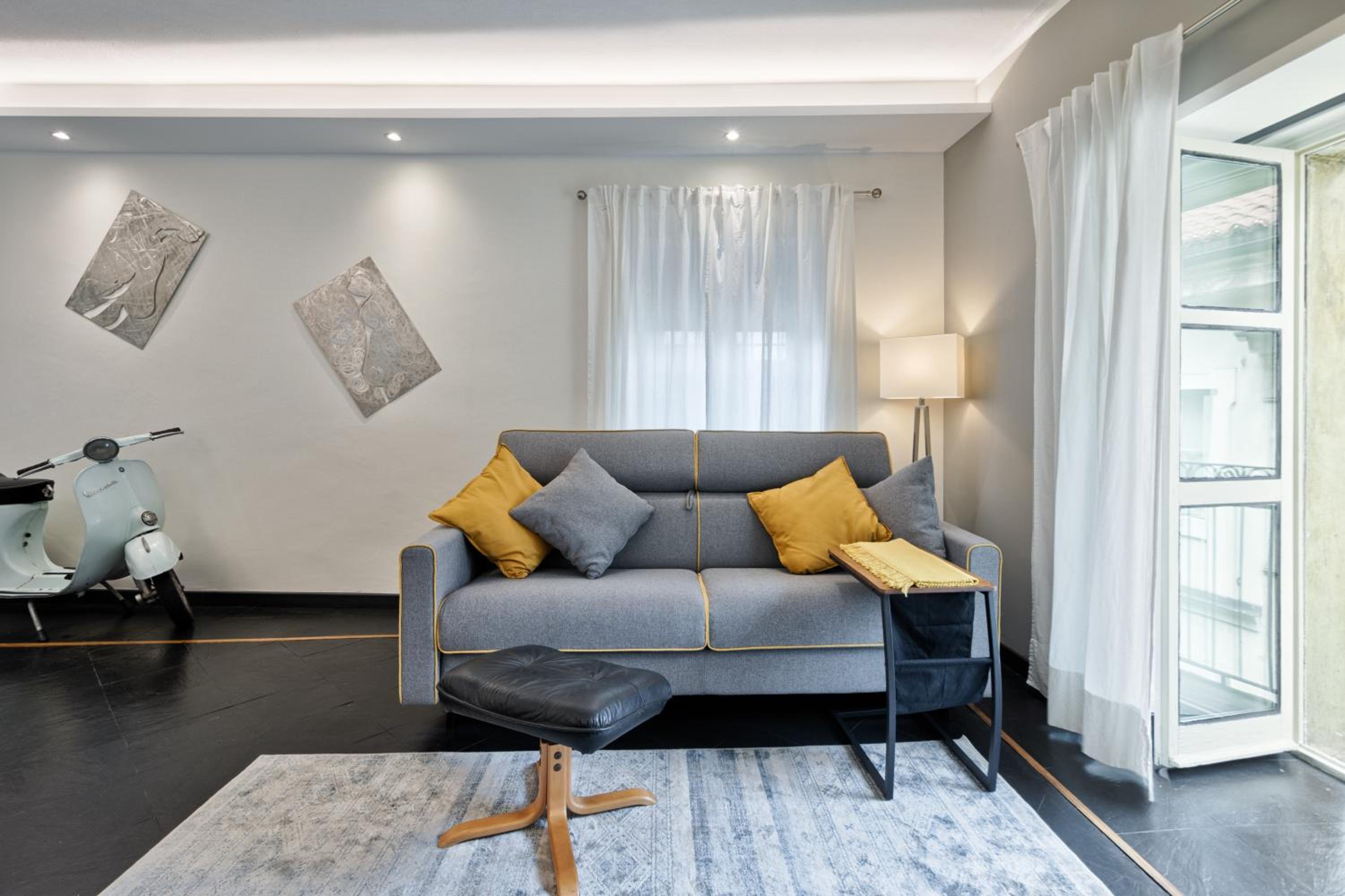 One-Bedroom Apartment - Photo 15
