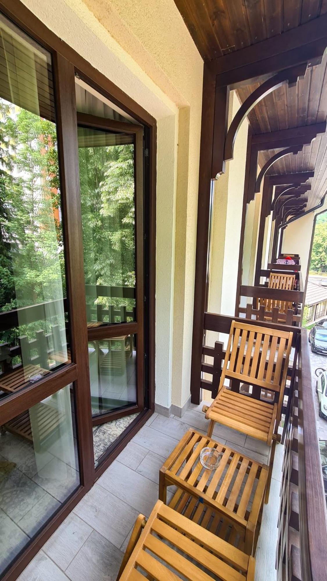 Deluxe Double or Twin Room with Balcony - Photo 1