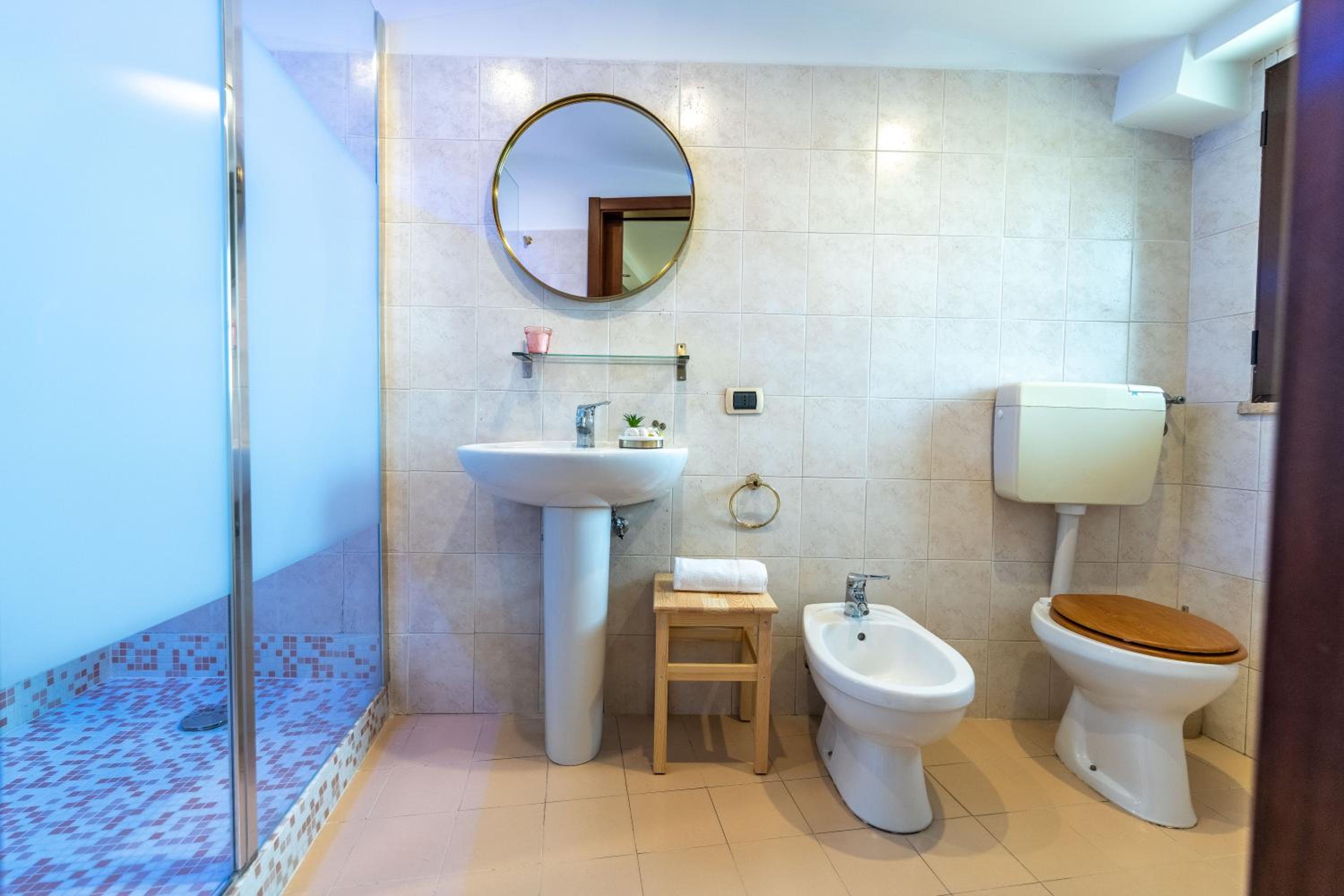 Comfort Triple Room with Balcony - Photo 40