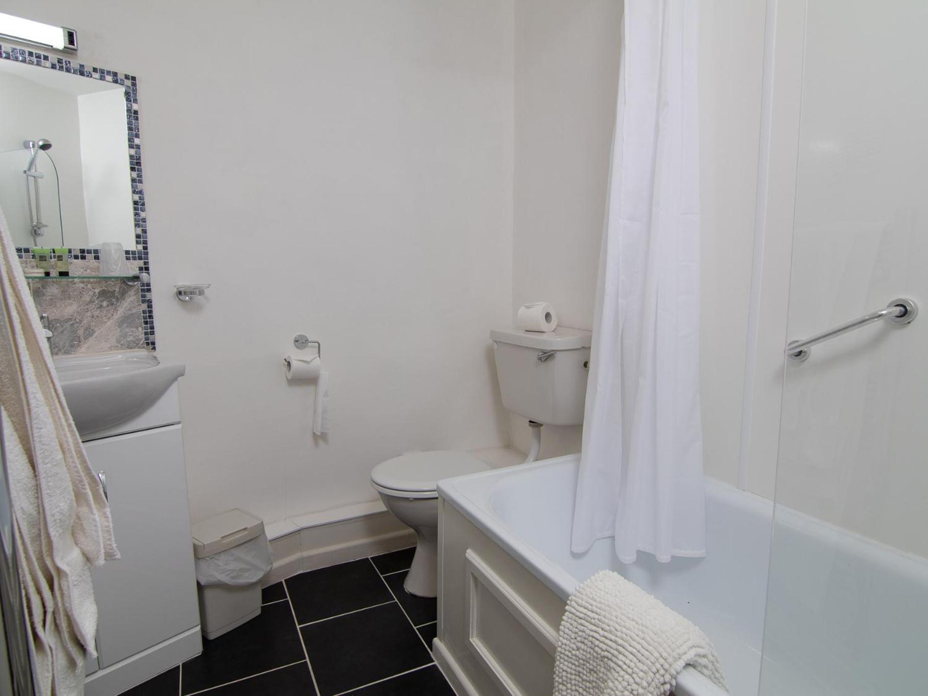 Deluxe Double Room - Photo 7
