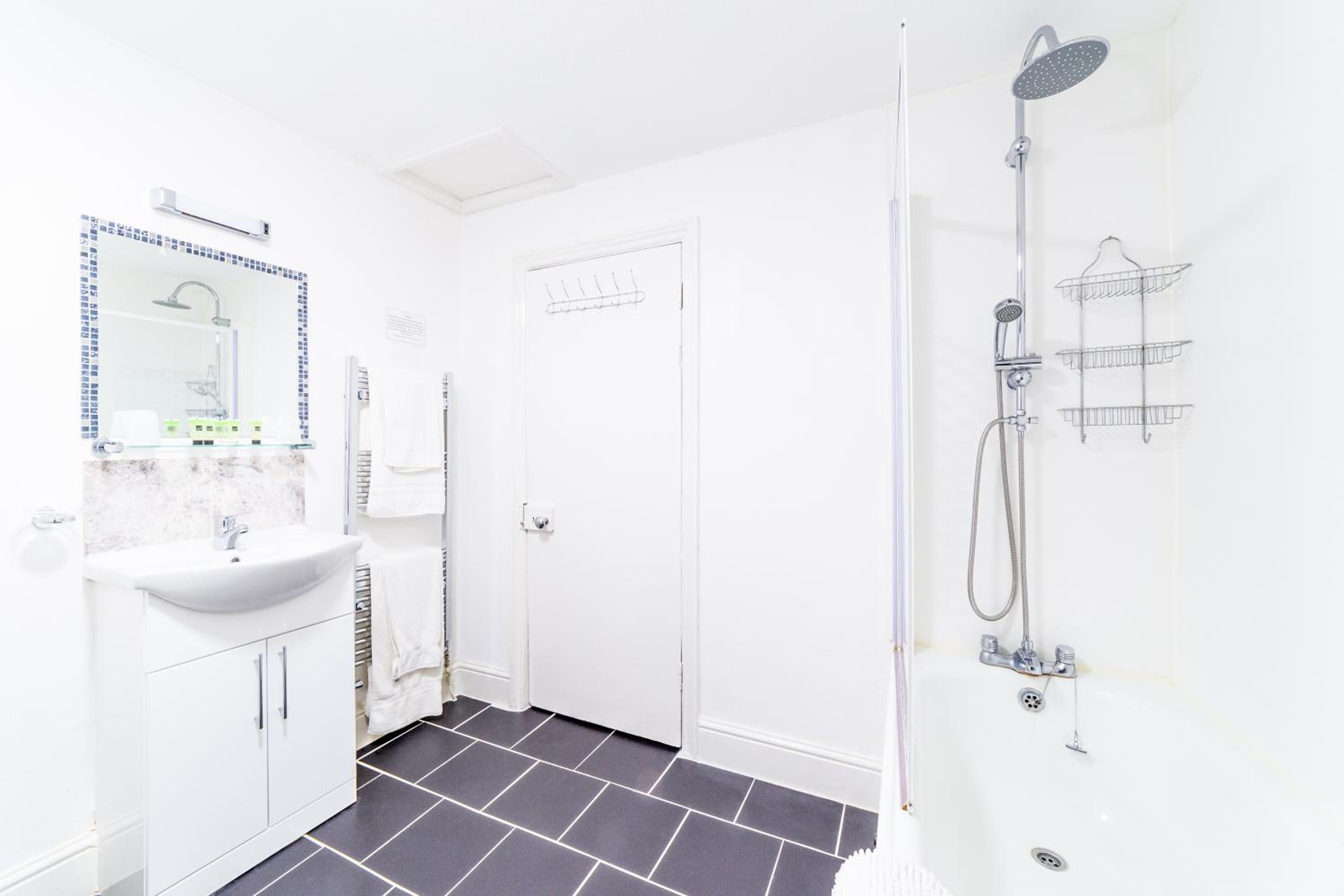 Family Suite - Photo 4