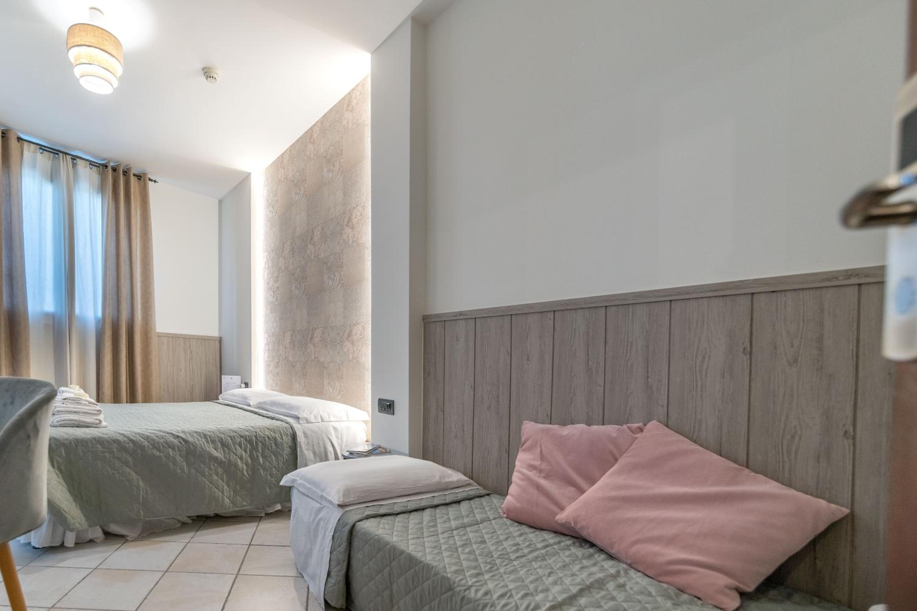 Triple Room with Garden View - Photo 43