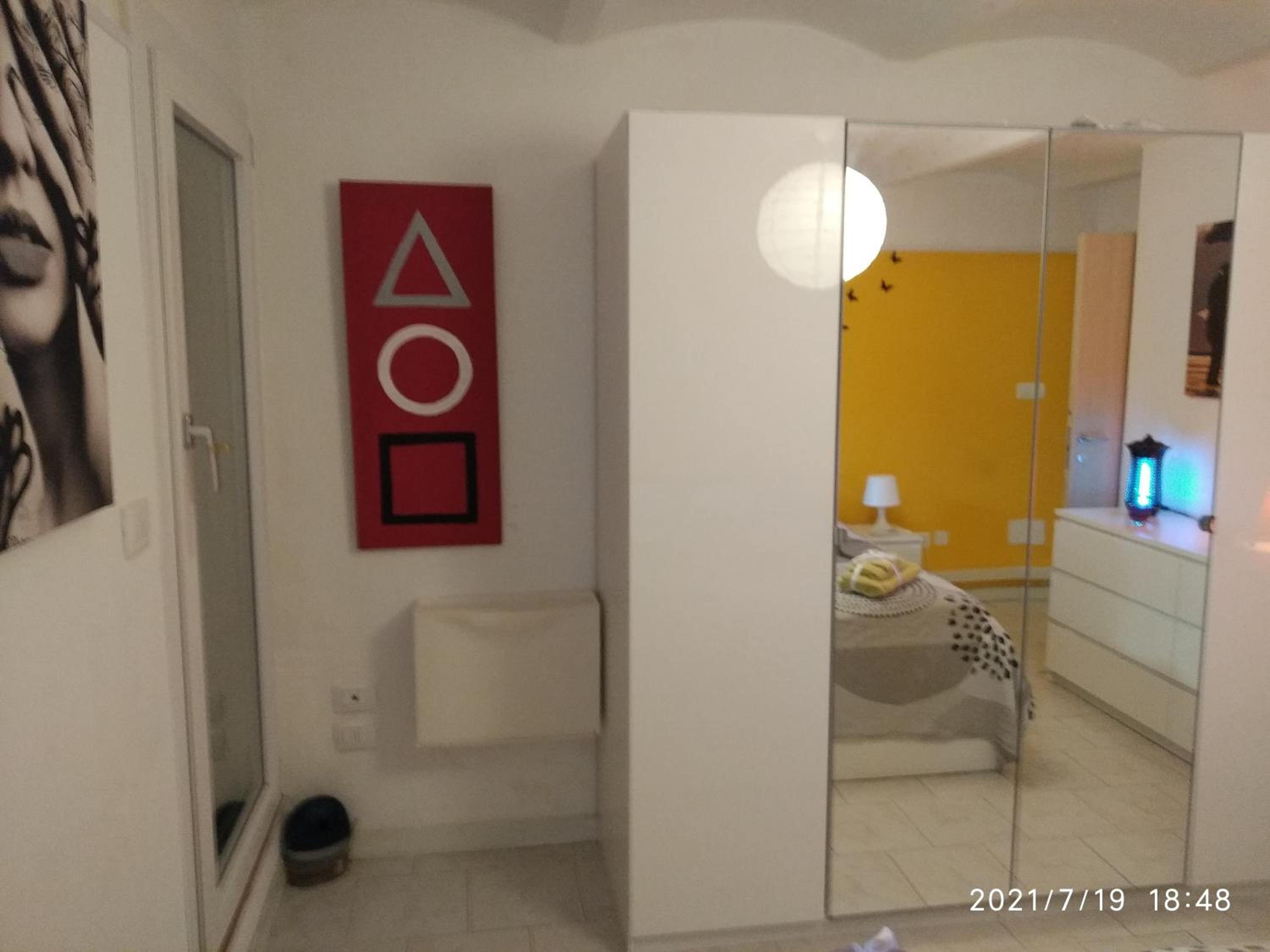 One-Bedroom Apartment - Photo 3