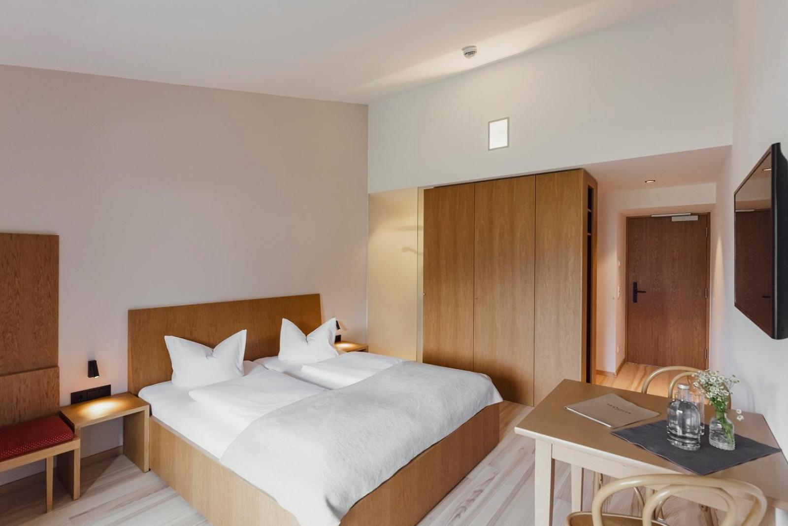 Standard Double Room - Photo 2