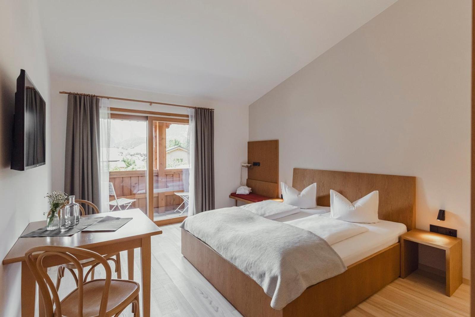 Standard Double Room - Photo 3