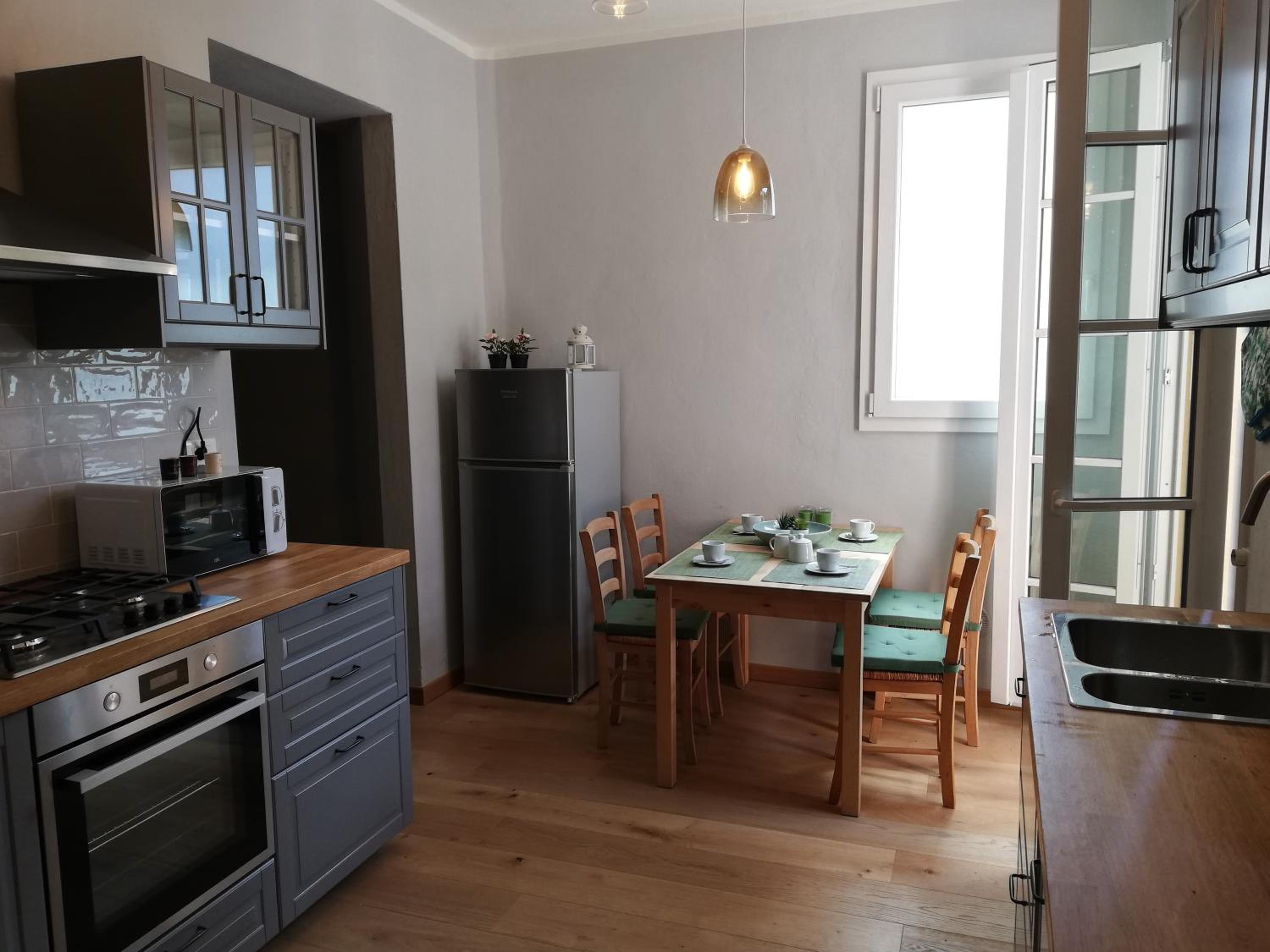 Two-Bedroom Apartment - Photo 10