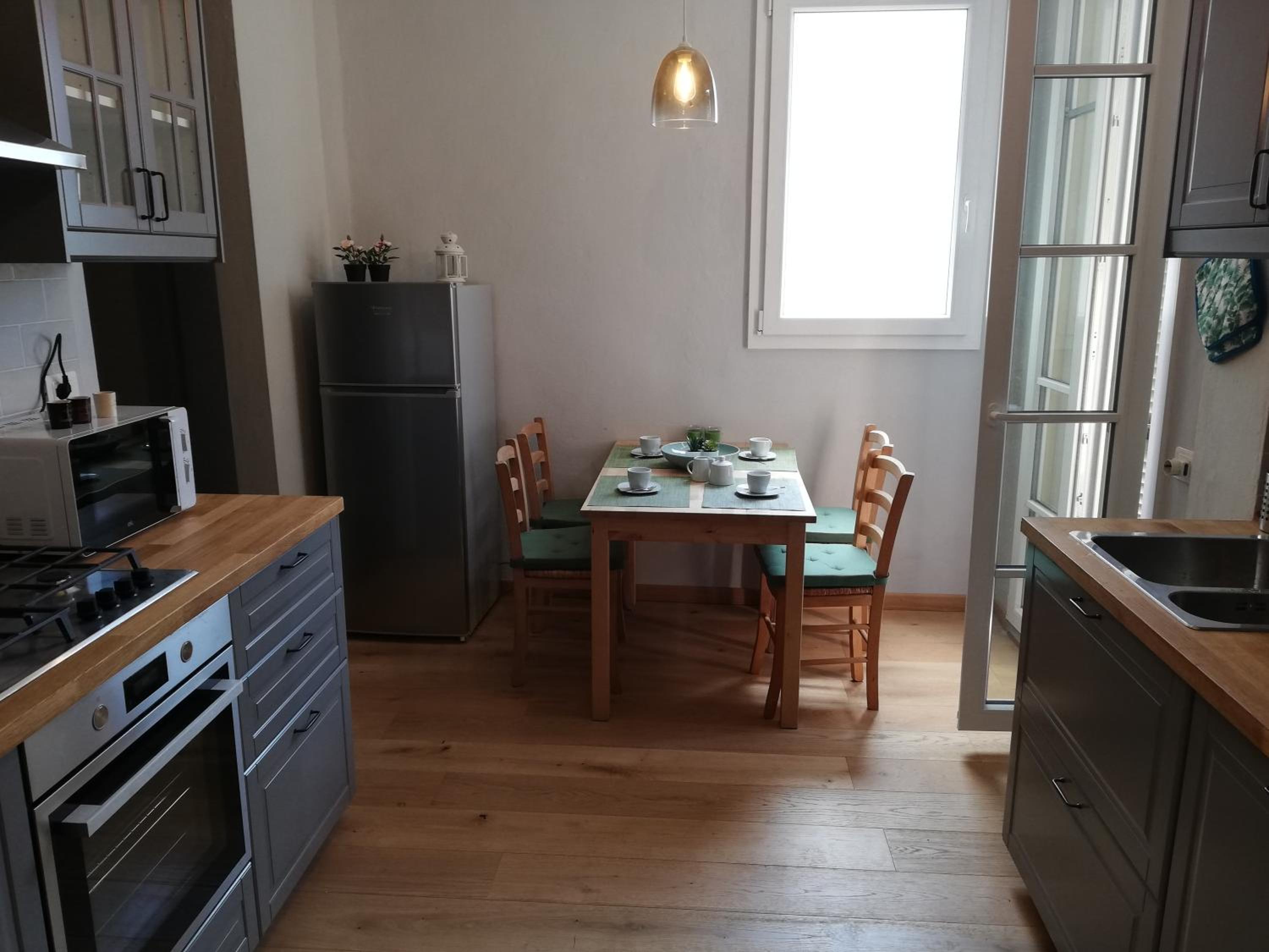 Two-Bedroom Apartment - Photo 6