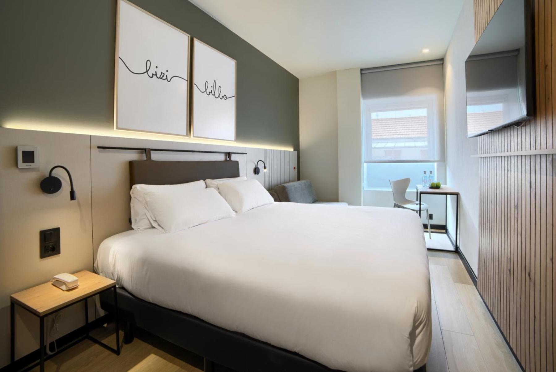 Double Or Twin Room - Photo 2