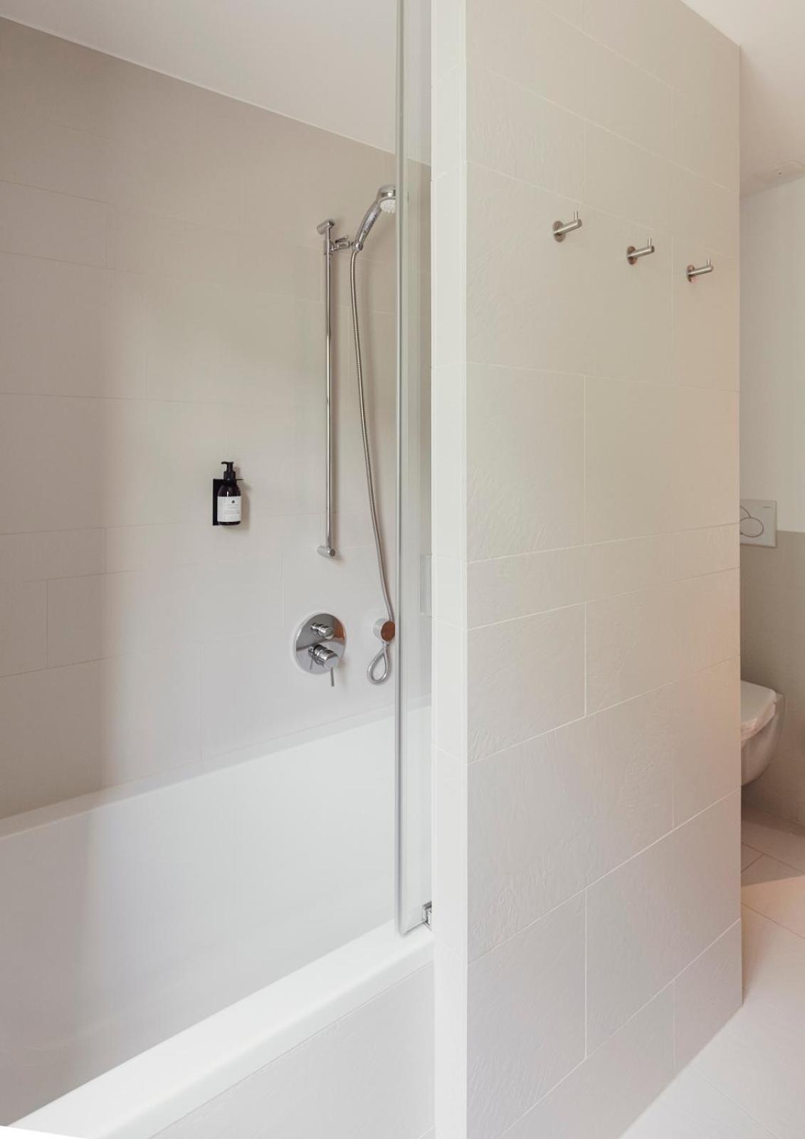 Family Suite - Photo 7