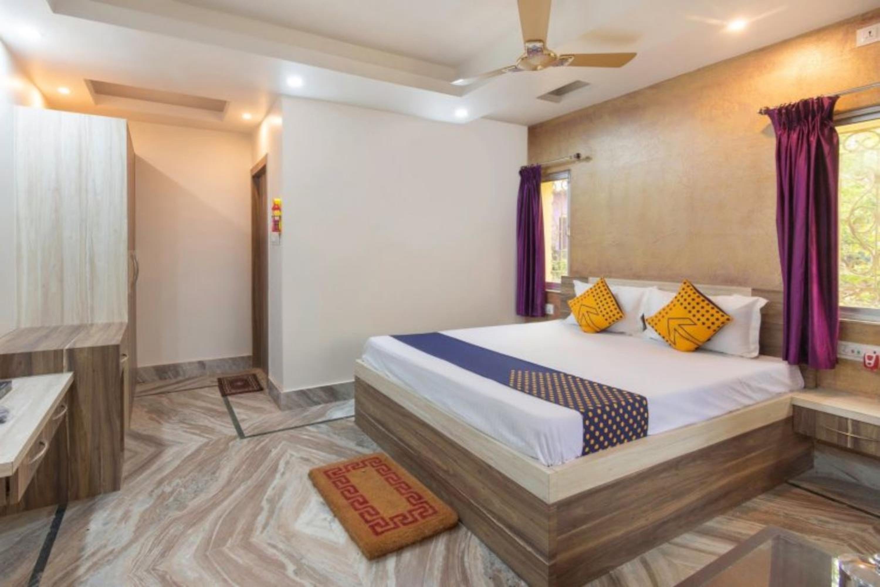 Standard Double Room - Photo 10