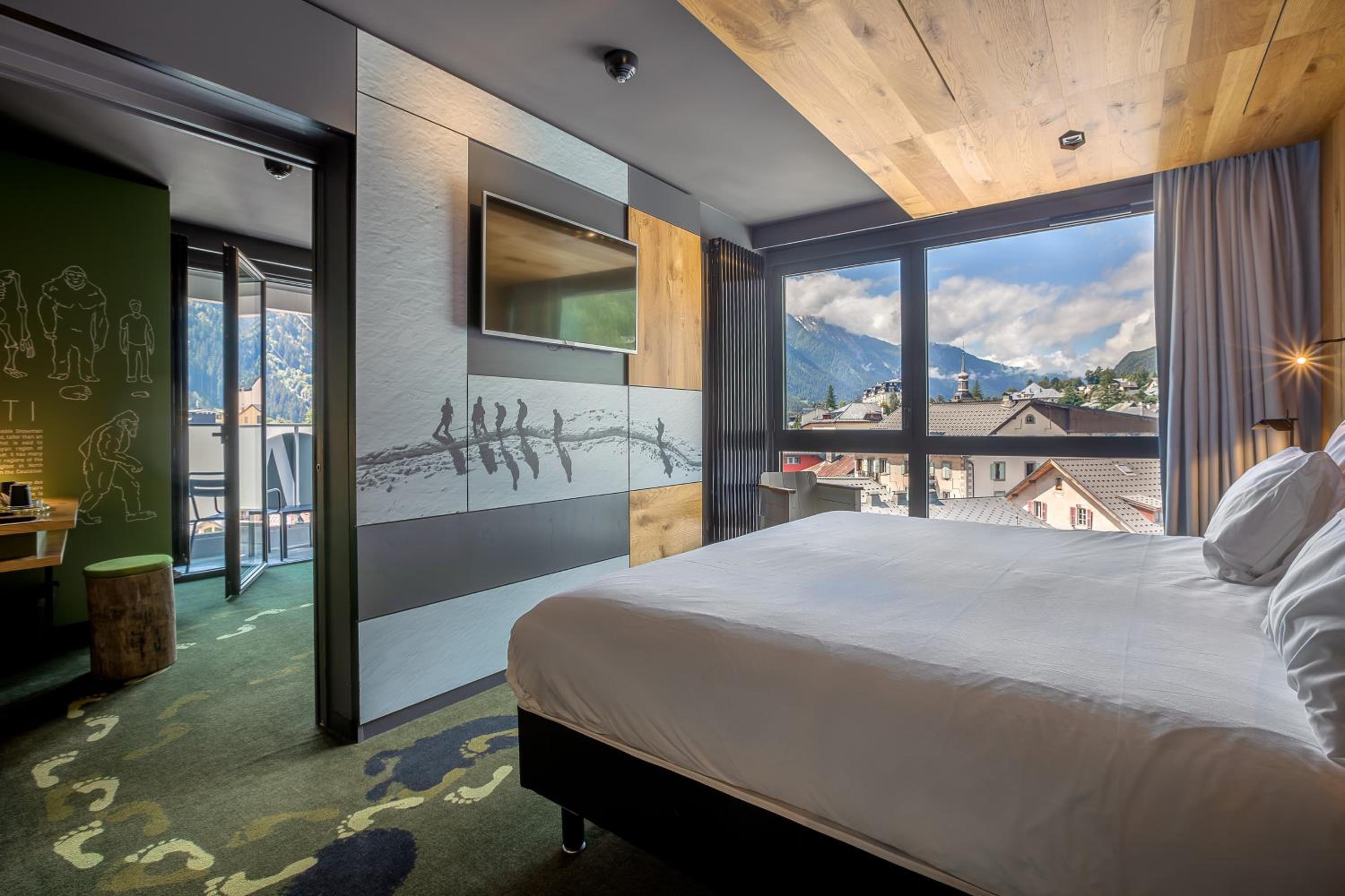 Suite with Balcony - Mont-Blanc Range View - Photo 5