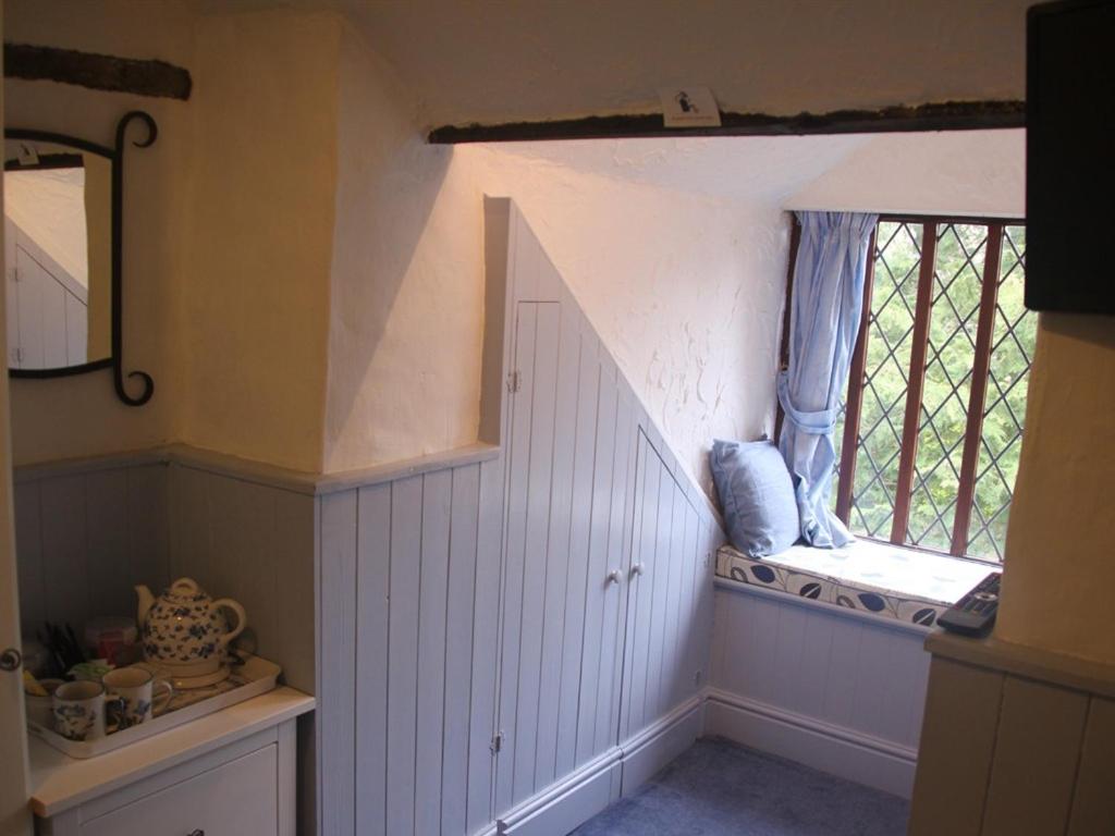 Single Room with Shower photo 2