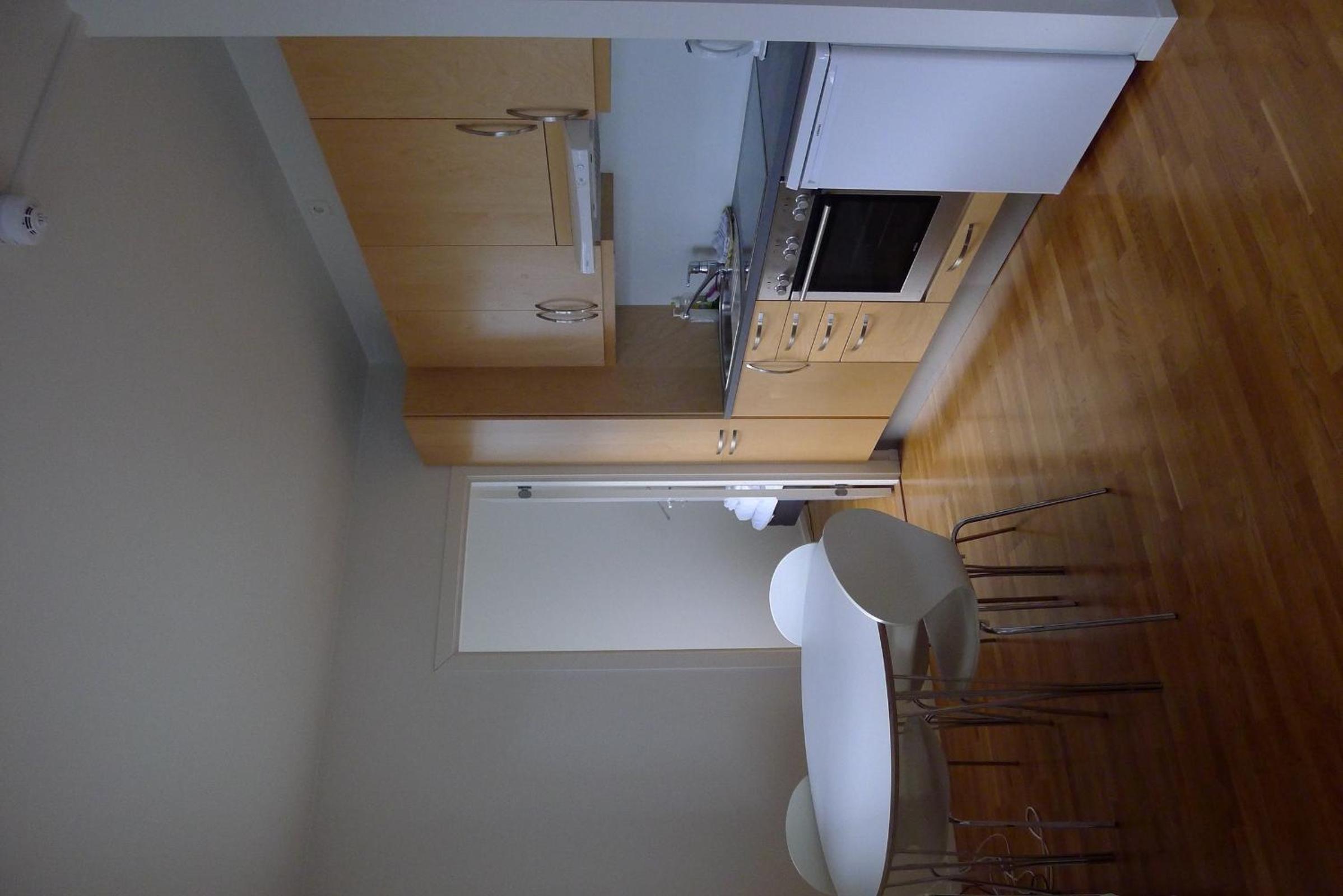 Family Room - Photo 10