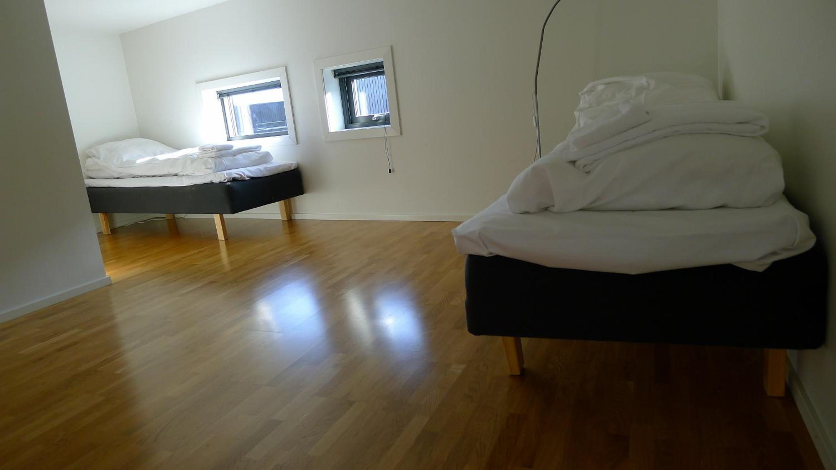Family Room - Photo 6