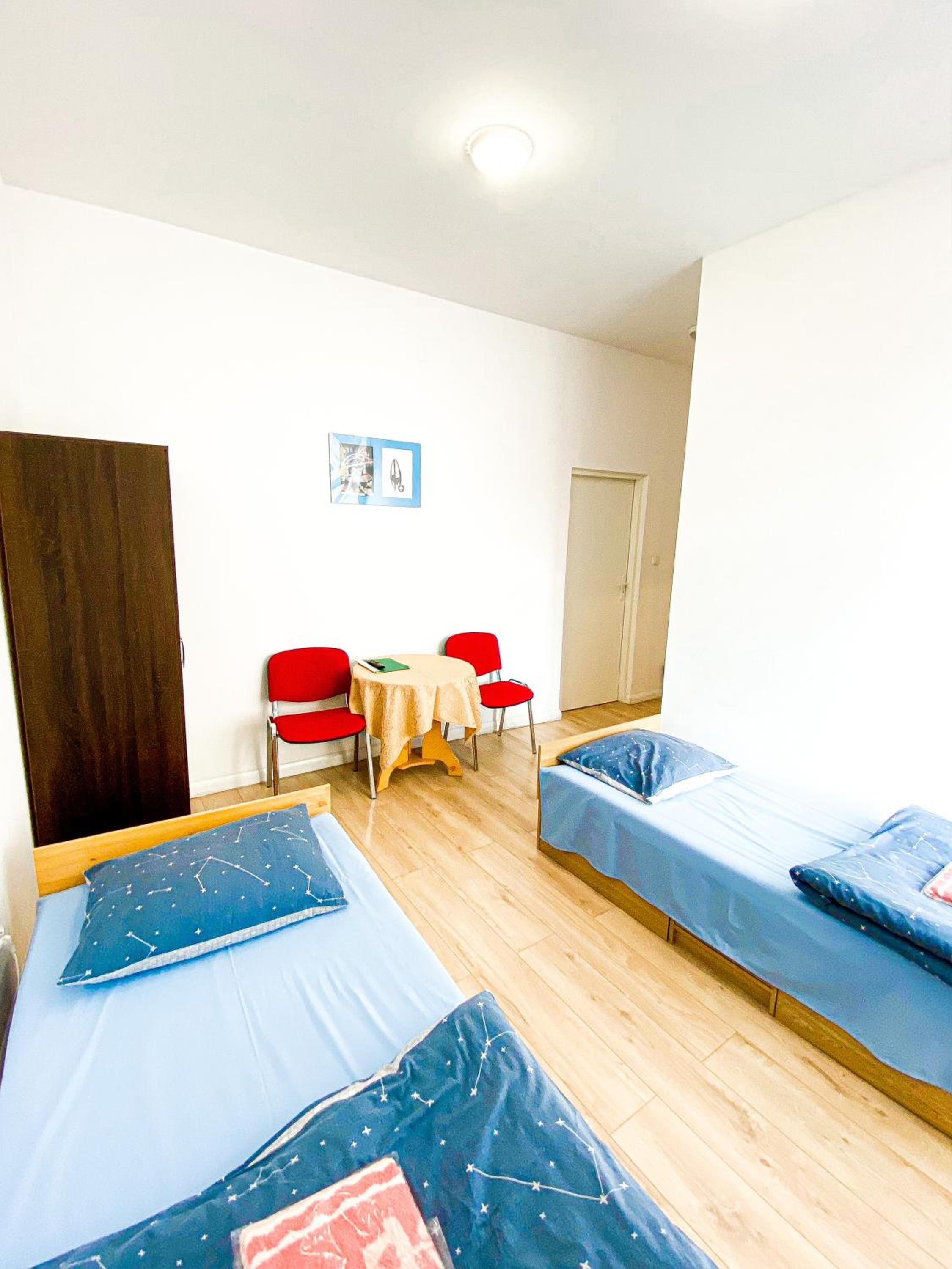 Double Room with Private Bathroom - Photo 1
