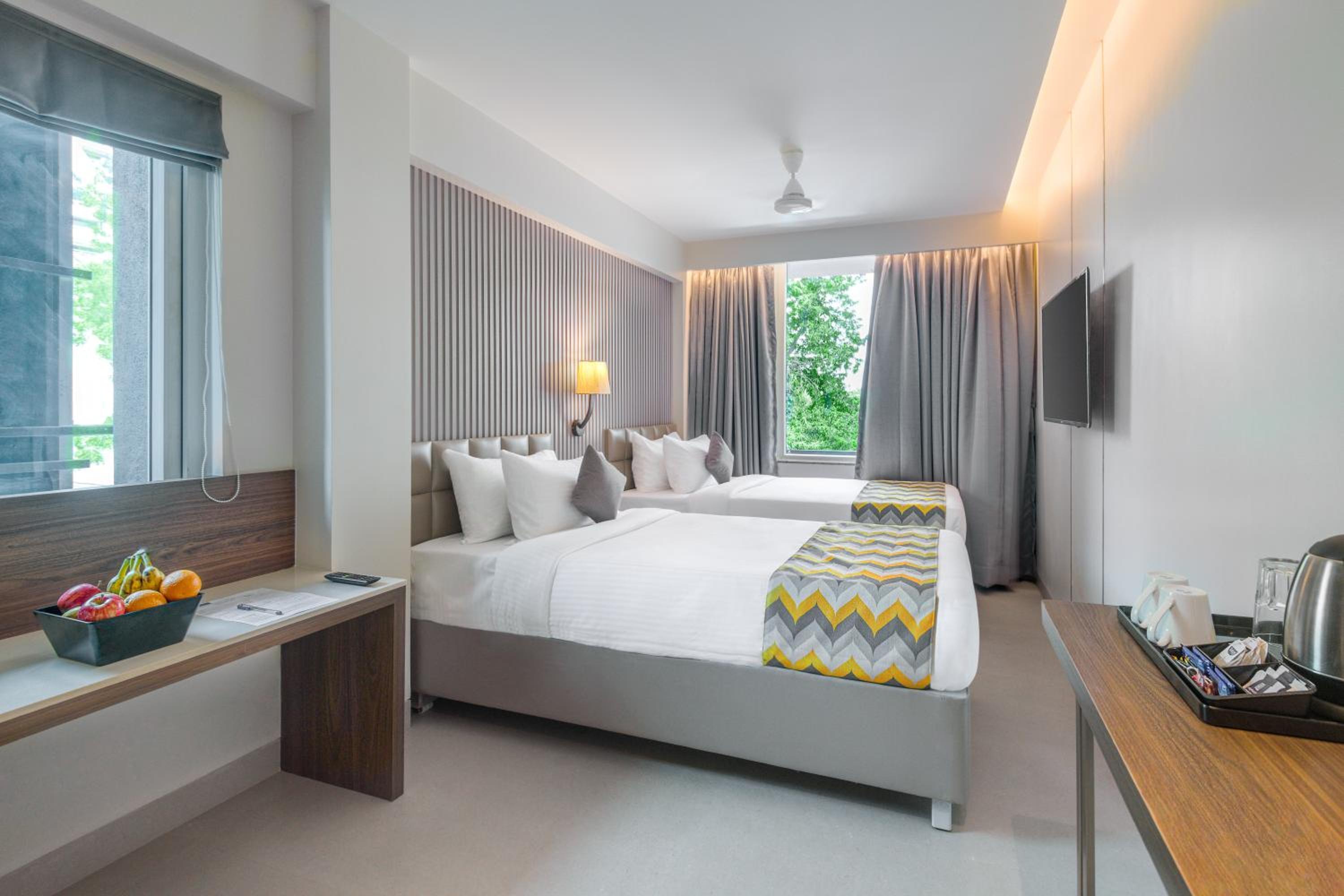 Standard King Room - Photo 1