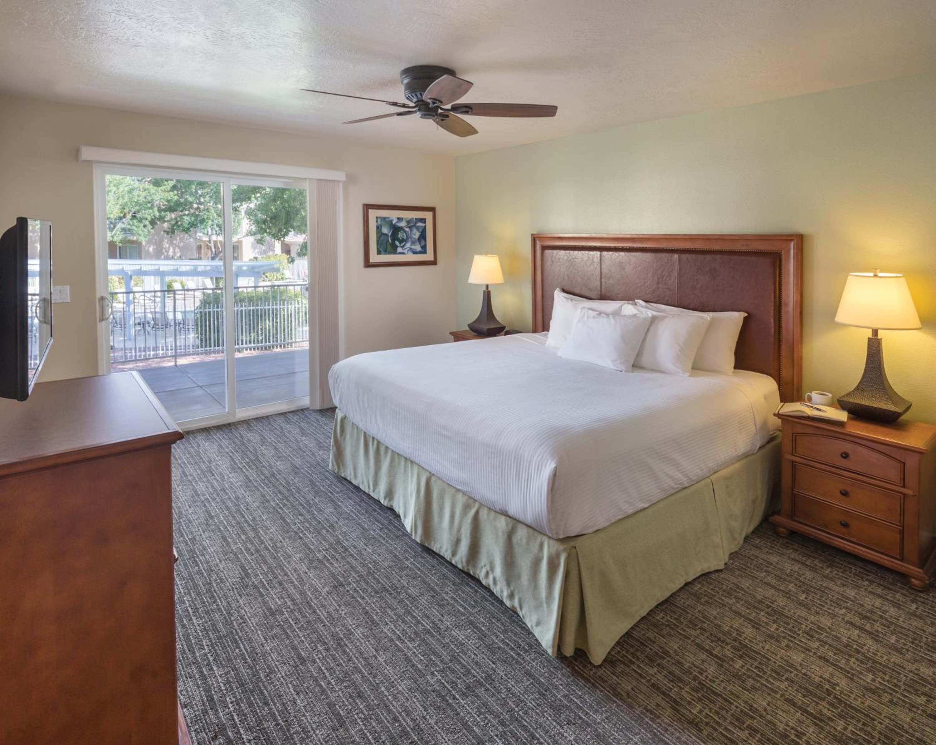 One-Bedroom Suite photo 3