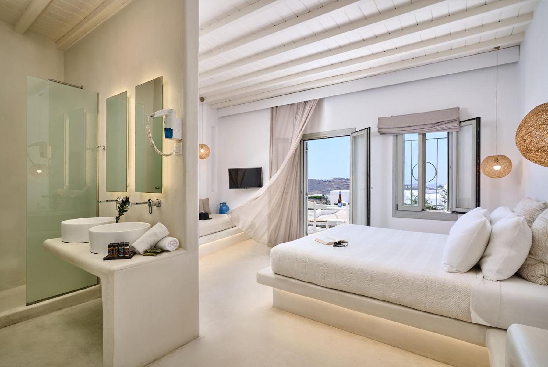 Superior Double Room With Pool View