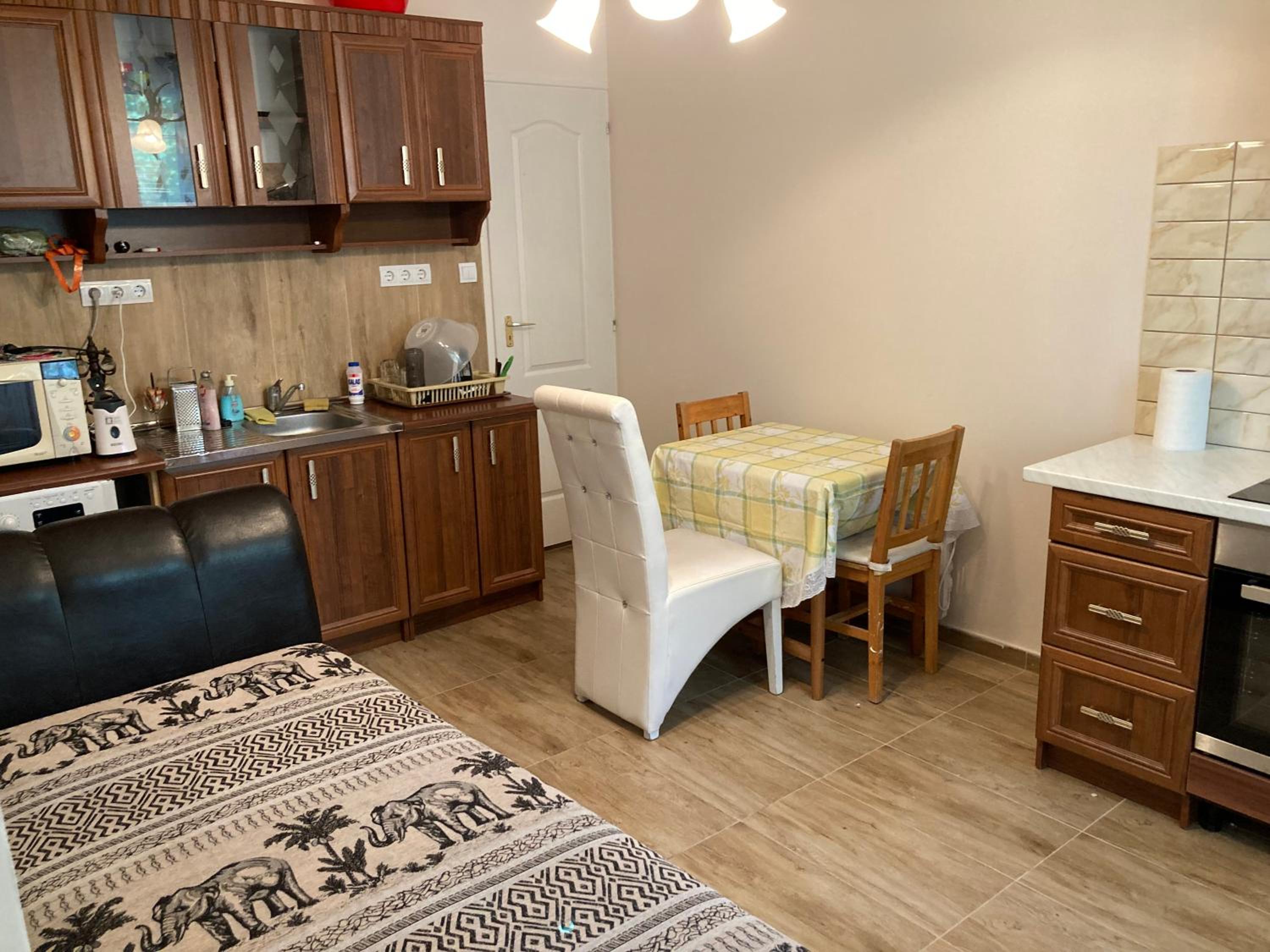 Two-Bedroom Apartment - Photo 6
