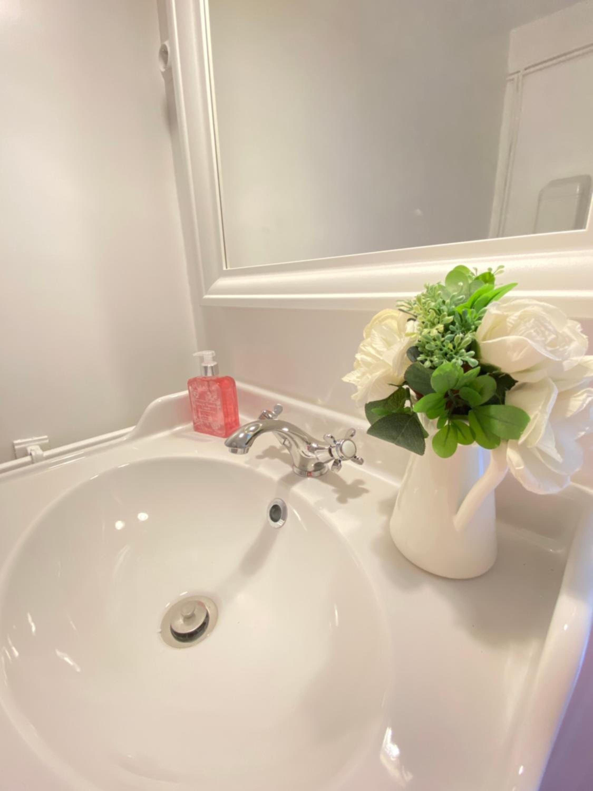 Deluxe Double Room with Shower photo 2
