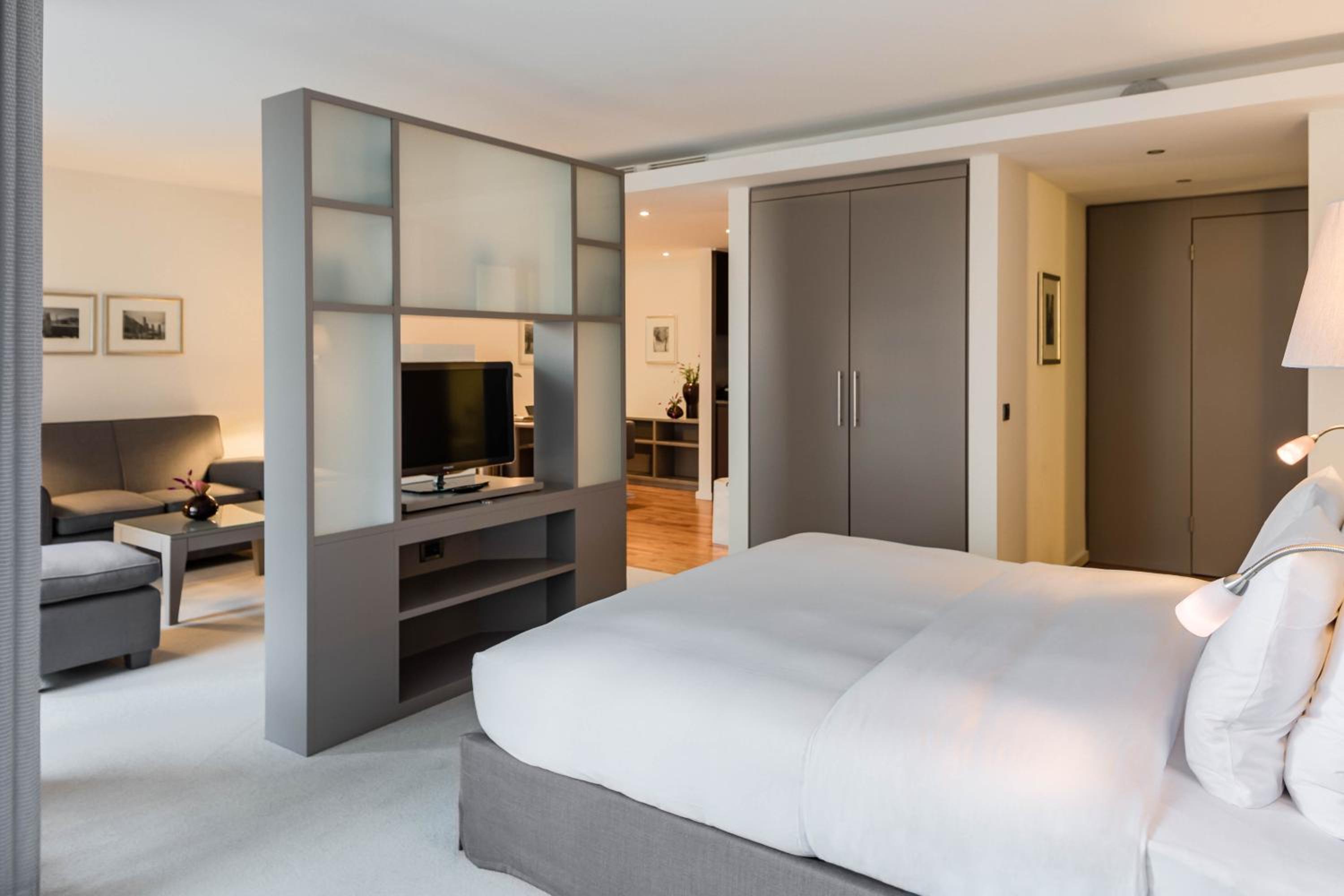 Executive Suite photo 3