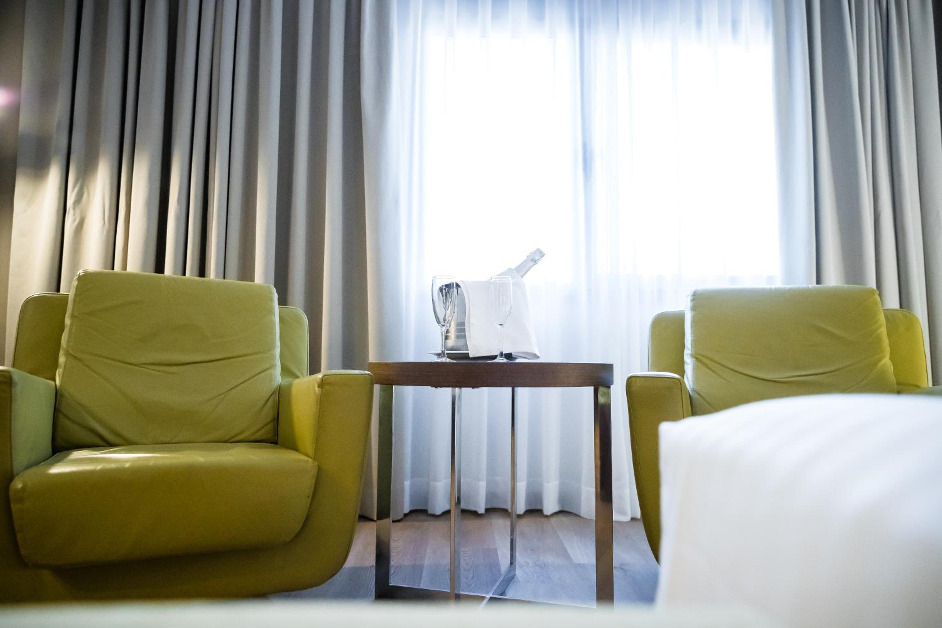 Superior Double Room - Photo 4