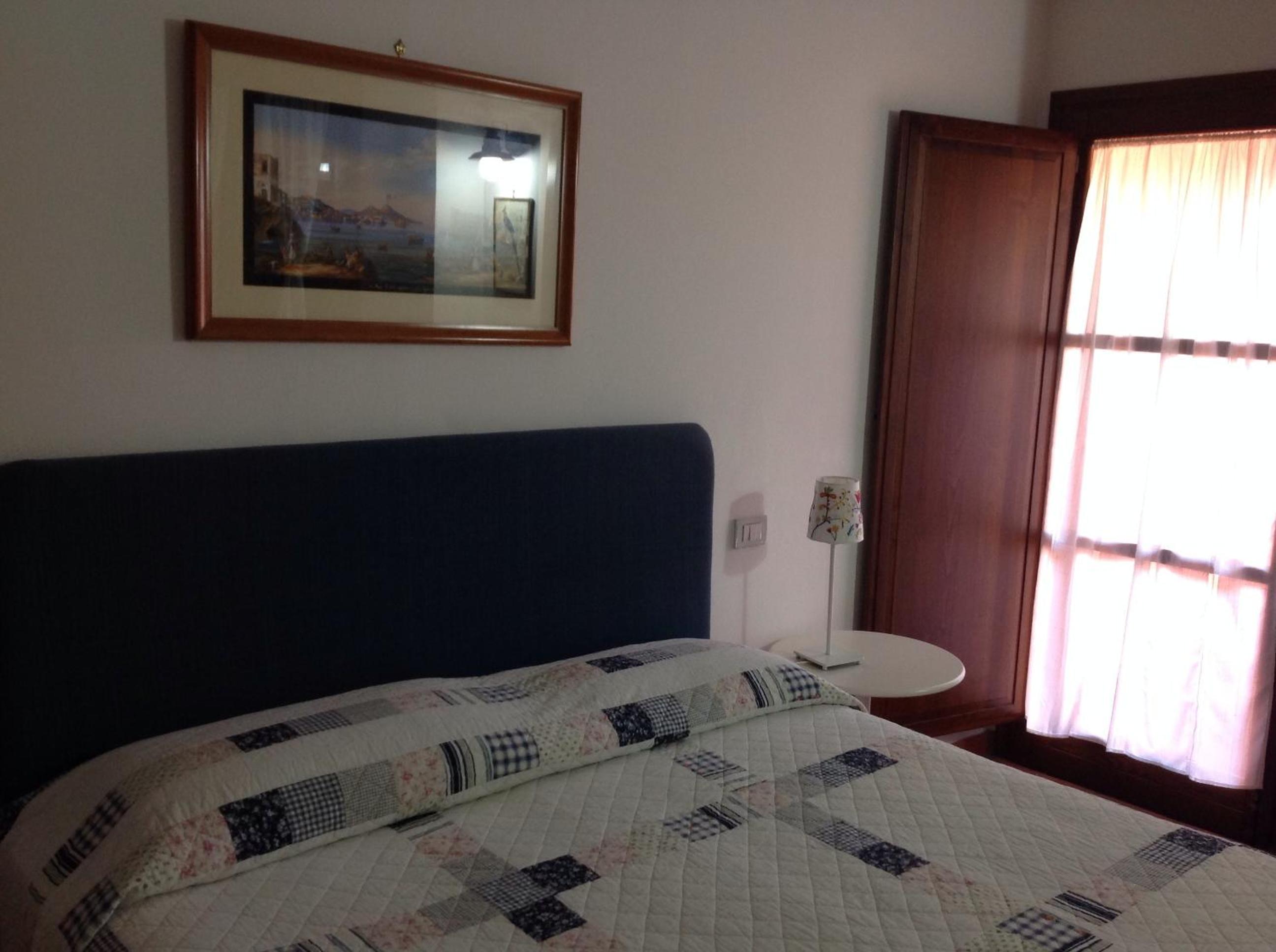 Basic Triple Room photo 1