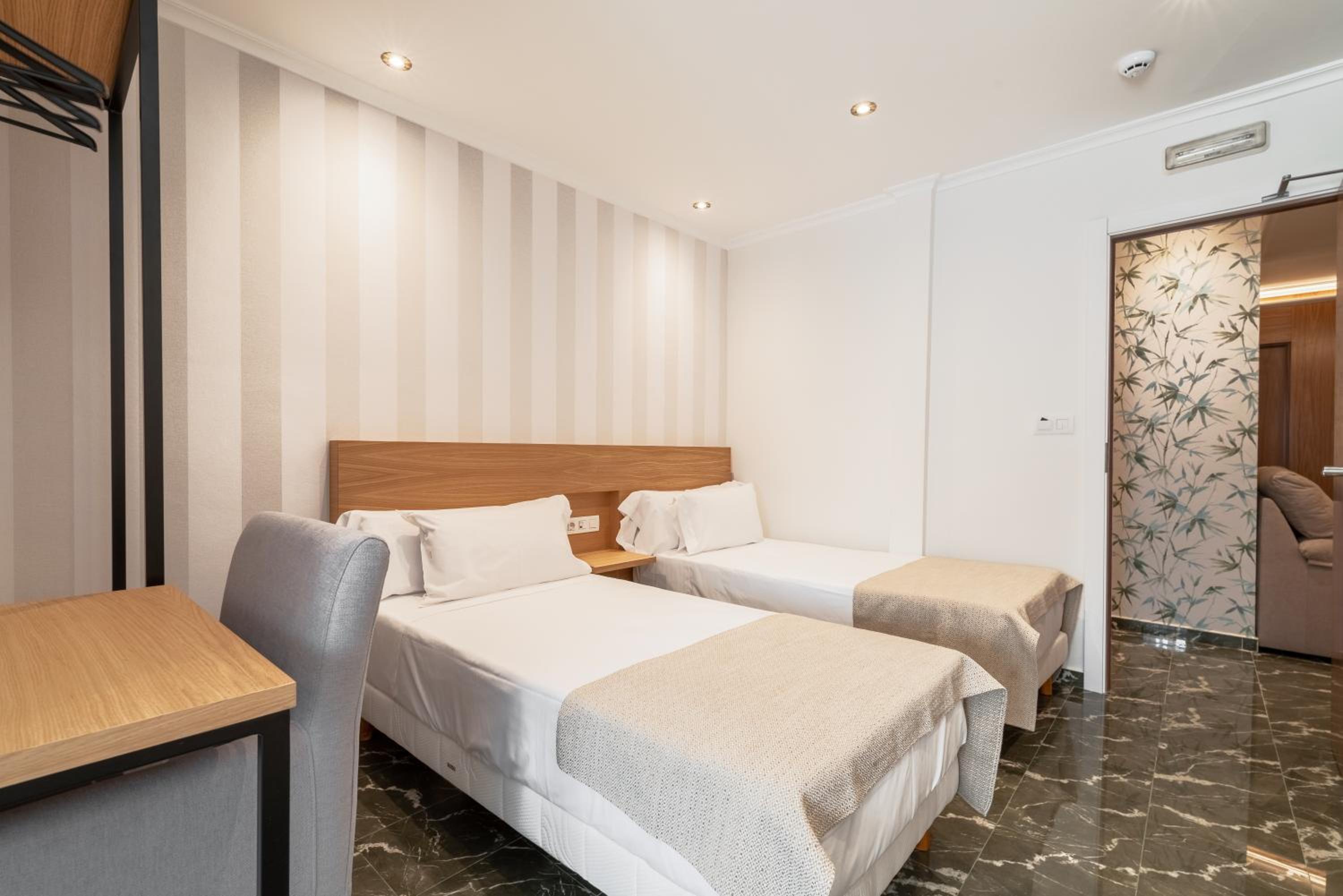 Habitación Estándar con Dos Camas Individuales