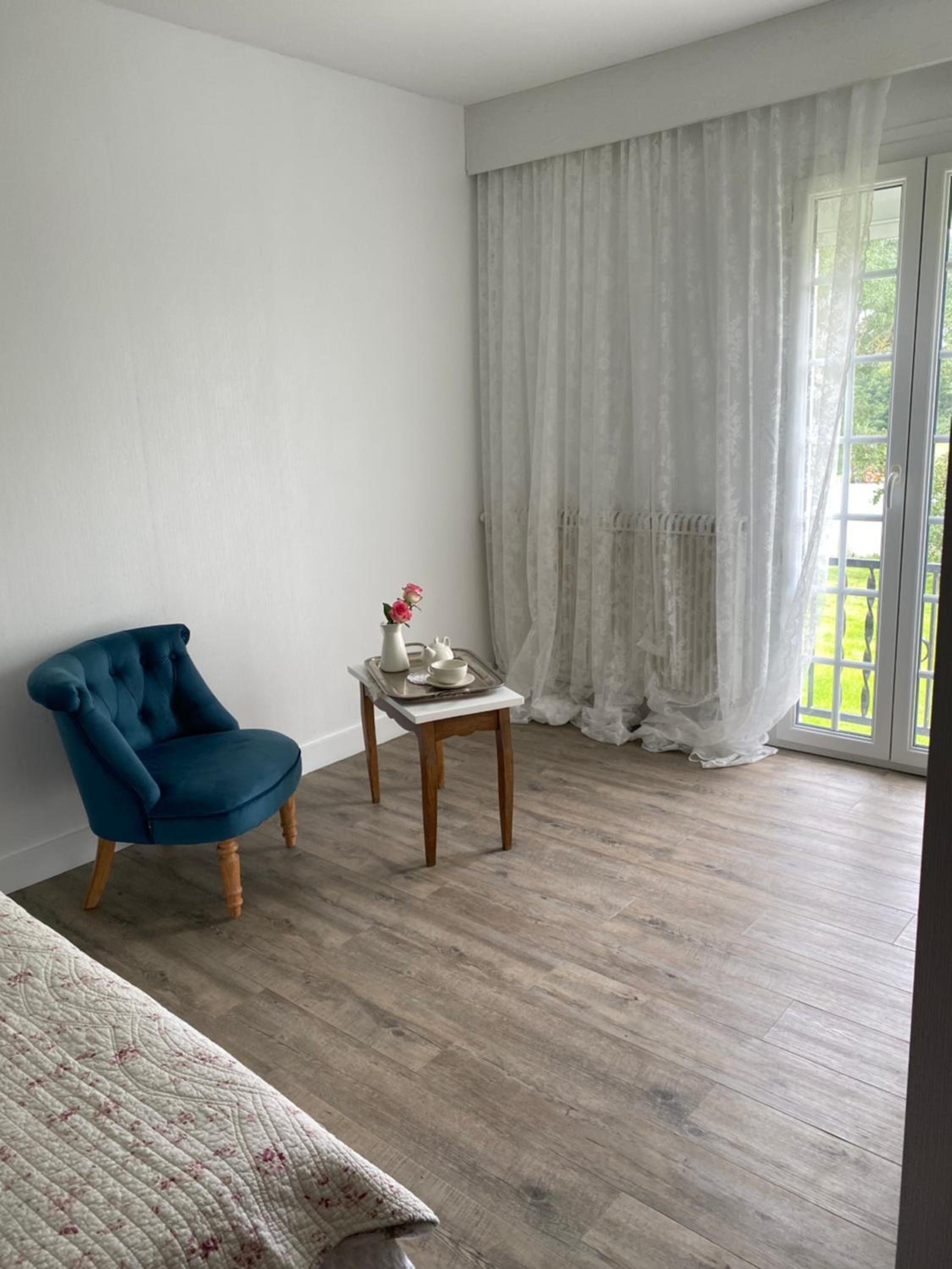 Deluxe Double Room with Shower photo 3