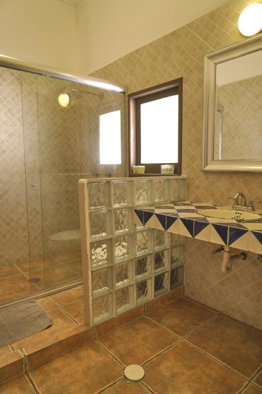 Deluxe Double or Twin Room photo 3
