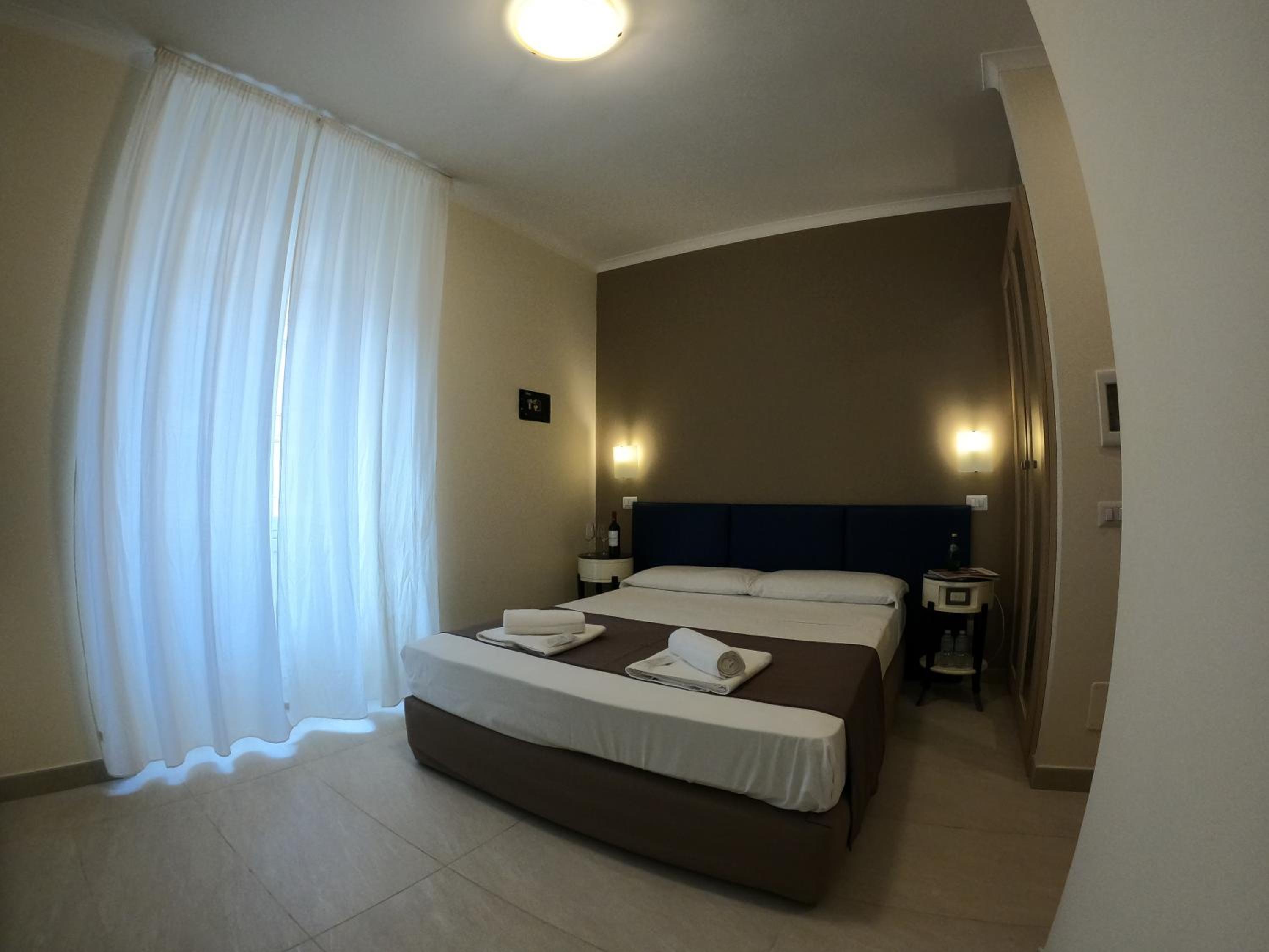 Queen Room
